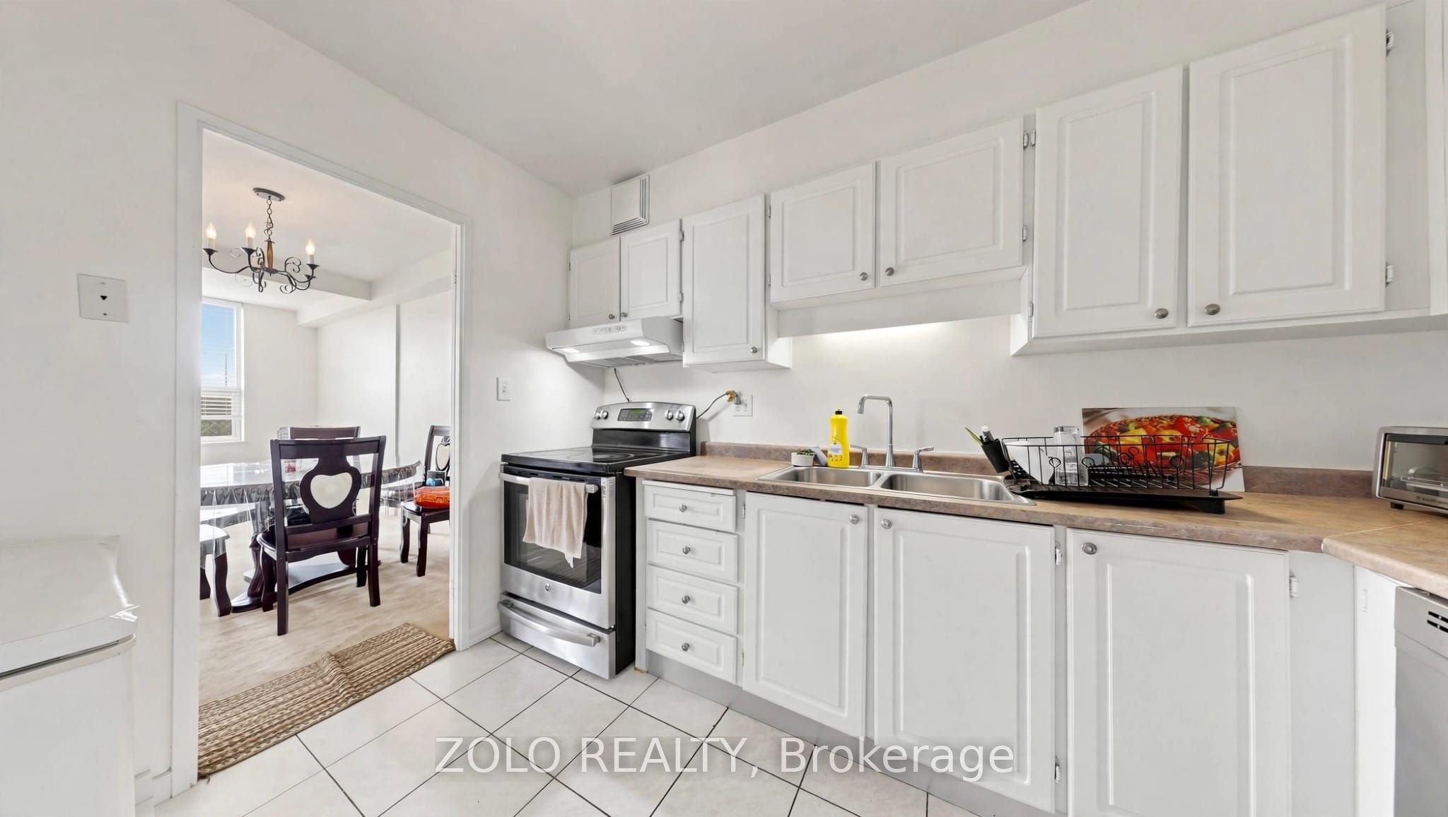 20 Edgecliff Golfway 915 Property Photo 17