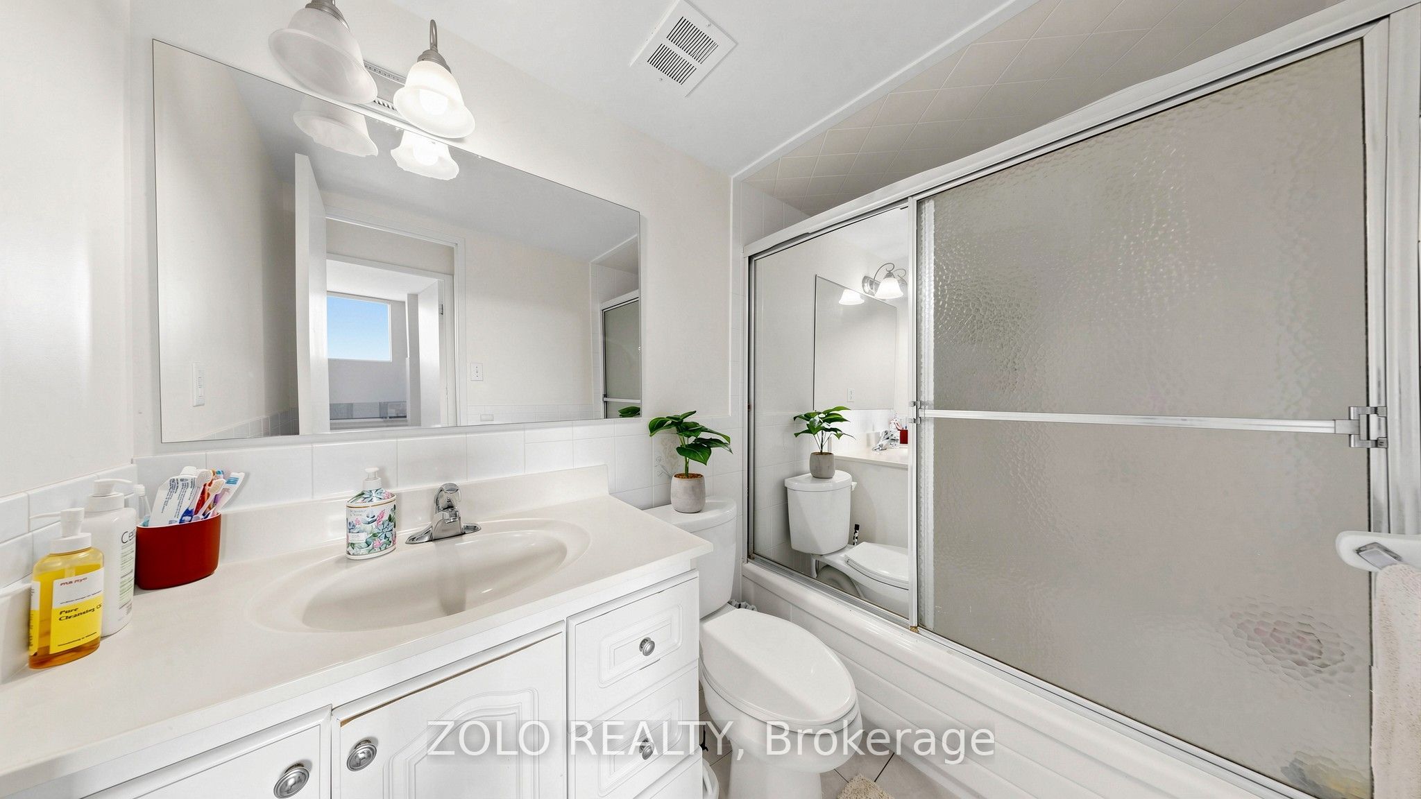 20 Edgecliff Golfway 915 Property Photo 28