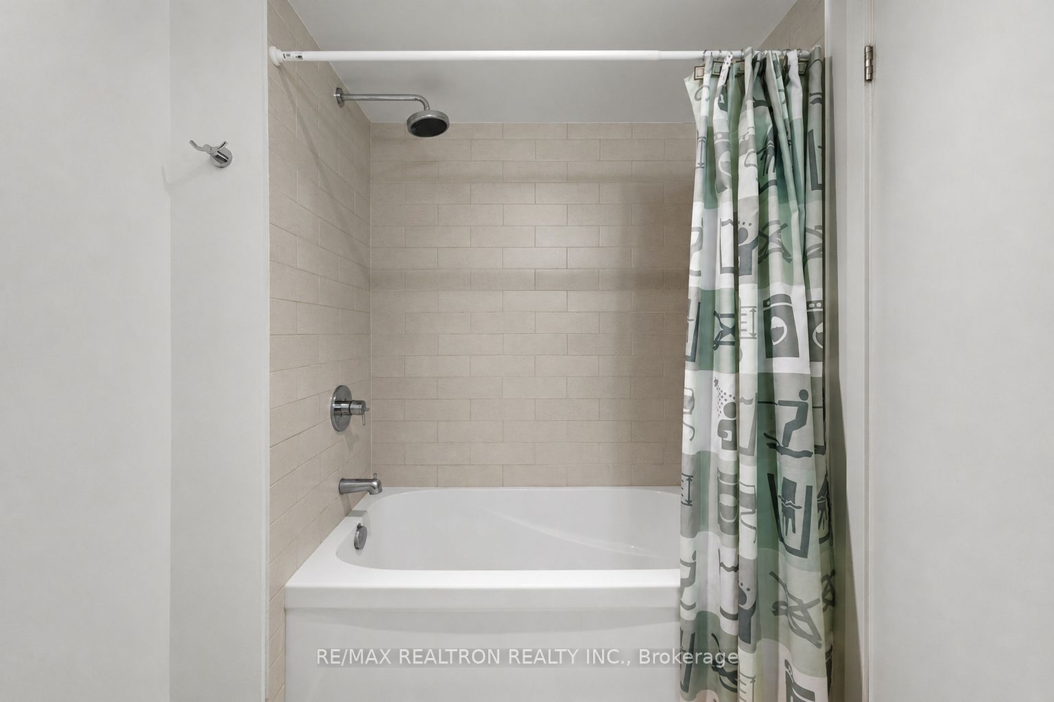 6 Sonic Way N2010 Property Photo 18