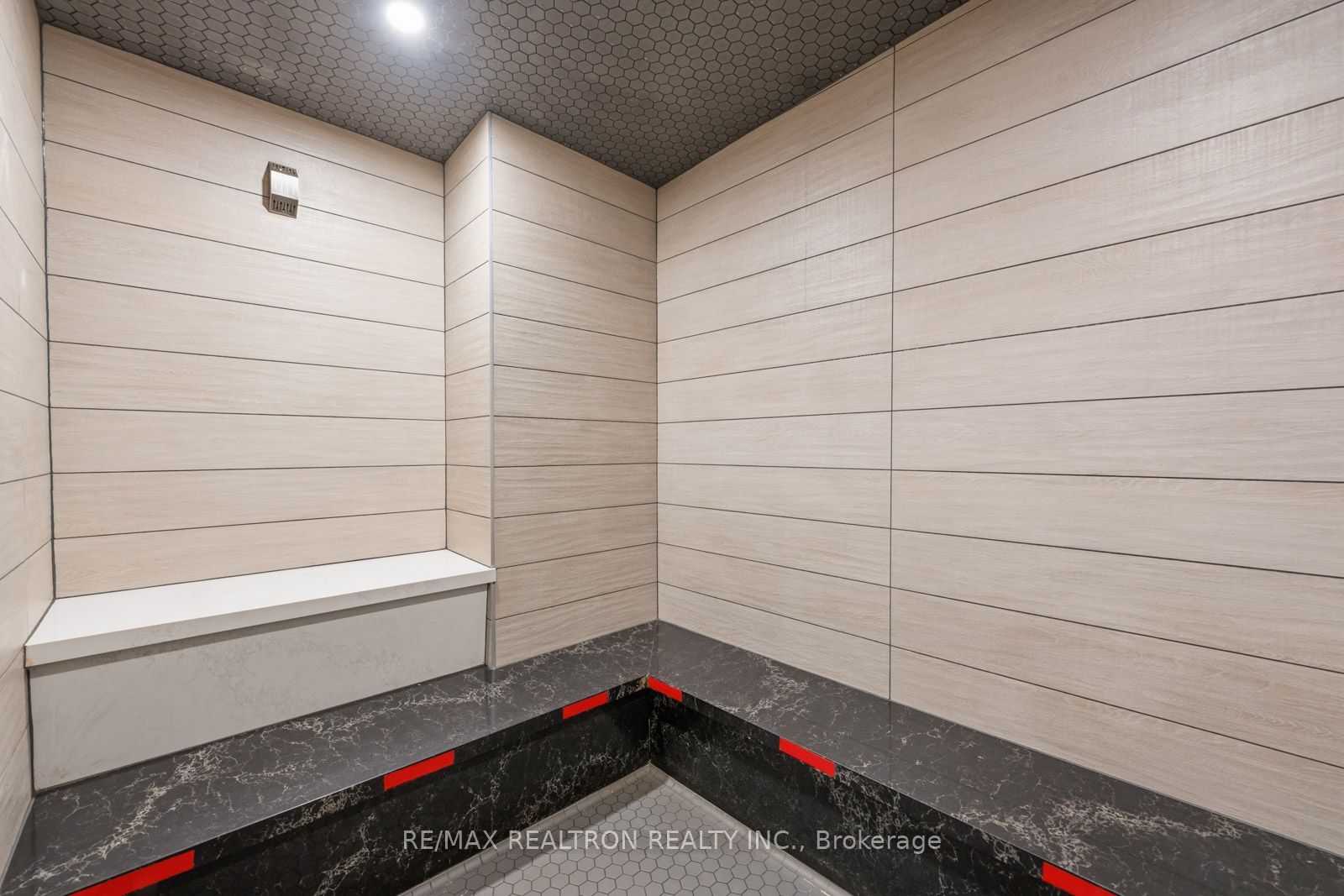 6 Sonic Way N2010 Property Photo 34