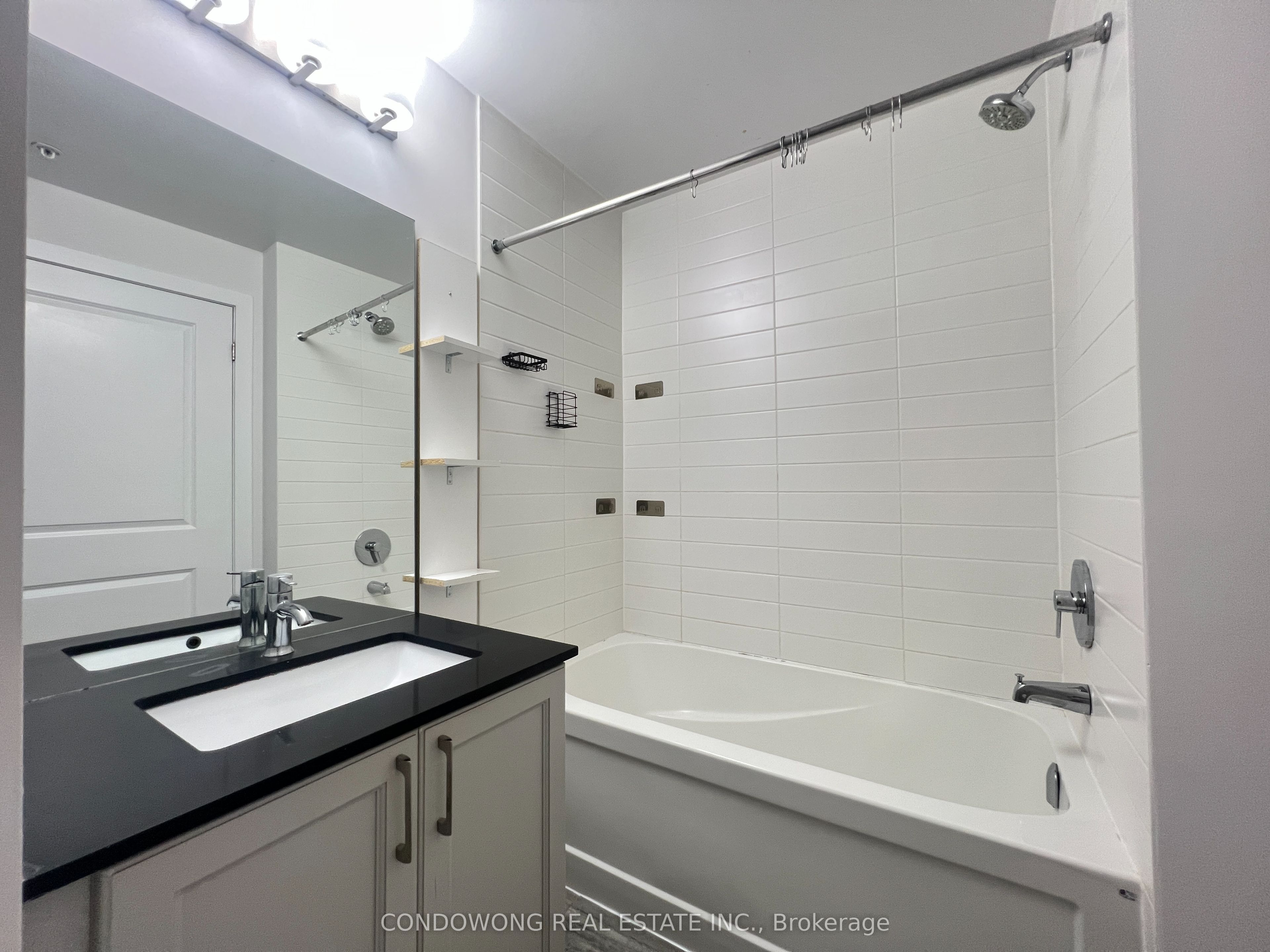 7 Kenaston Gardens 325 Property Photo 6