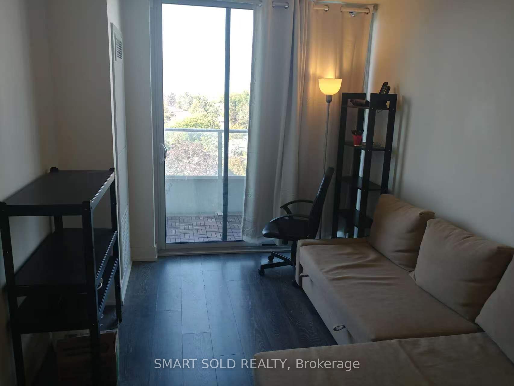 180 Fairview Mall Drive 807 Property Photo 2