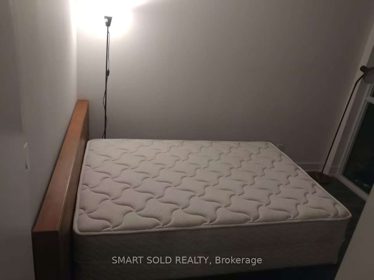 180 Fairview Mall Drive 807 Property Photo 5