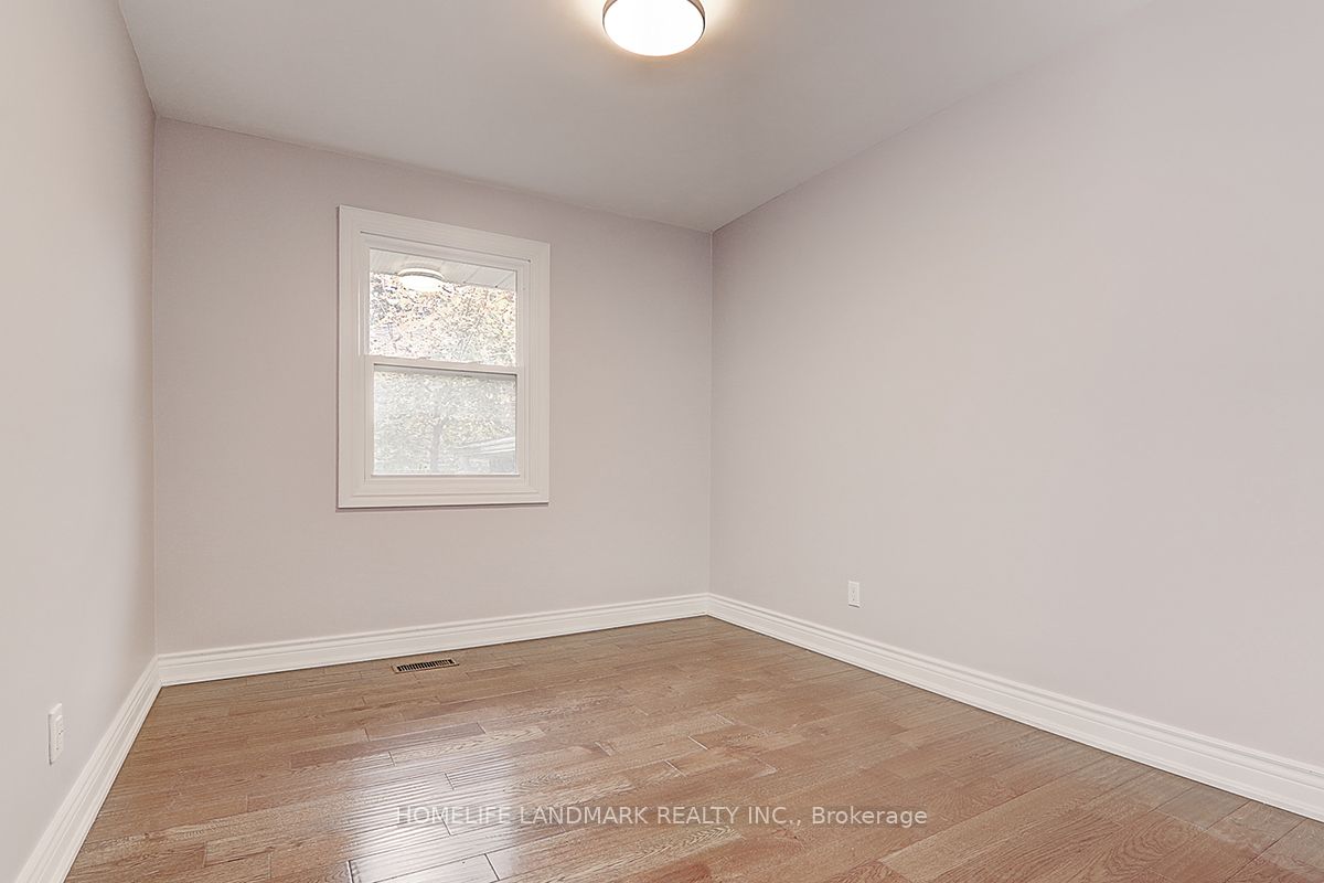 367 Cummer Avenue Property Photo 12
