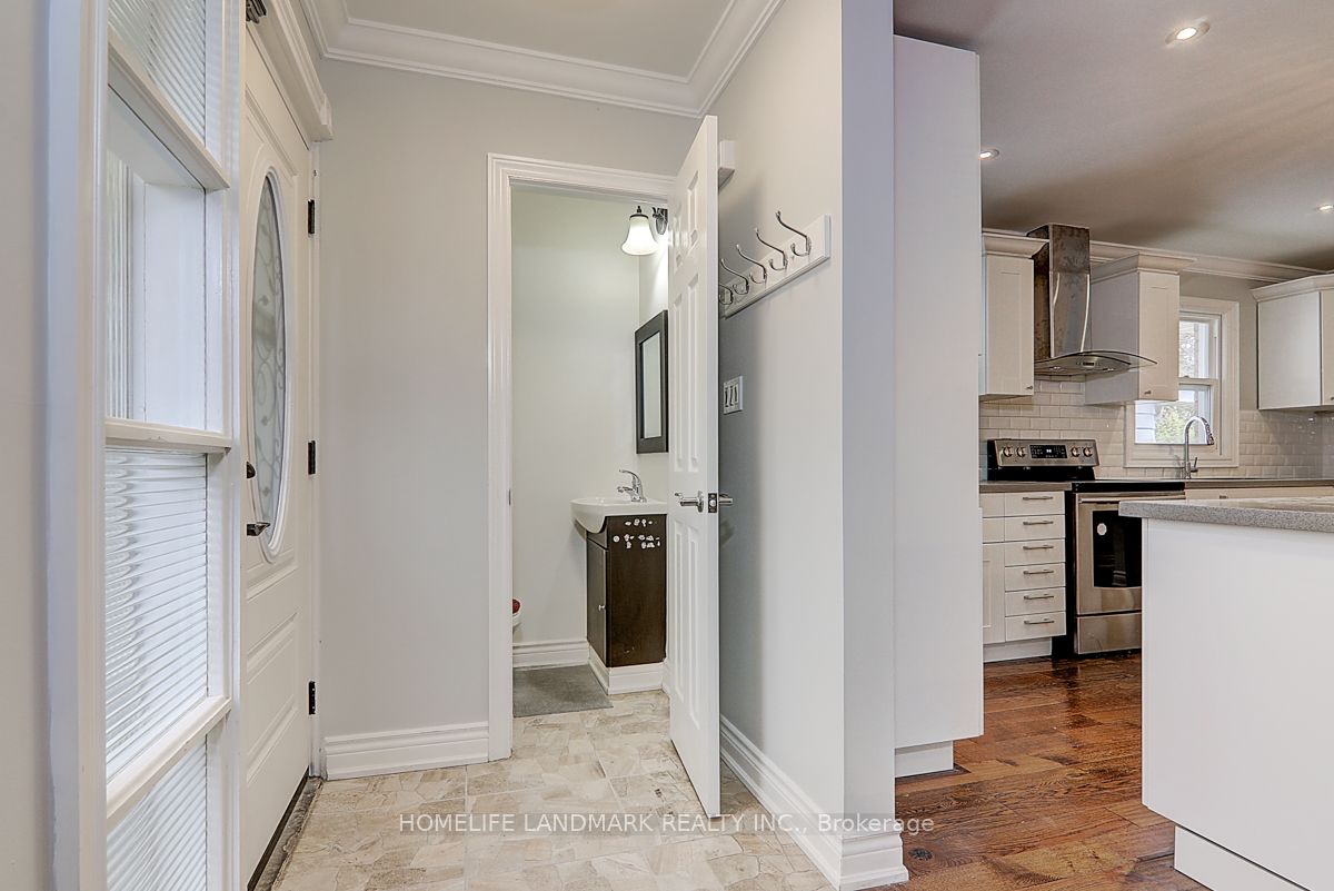 367 Cummer Avenue Property Photo 19