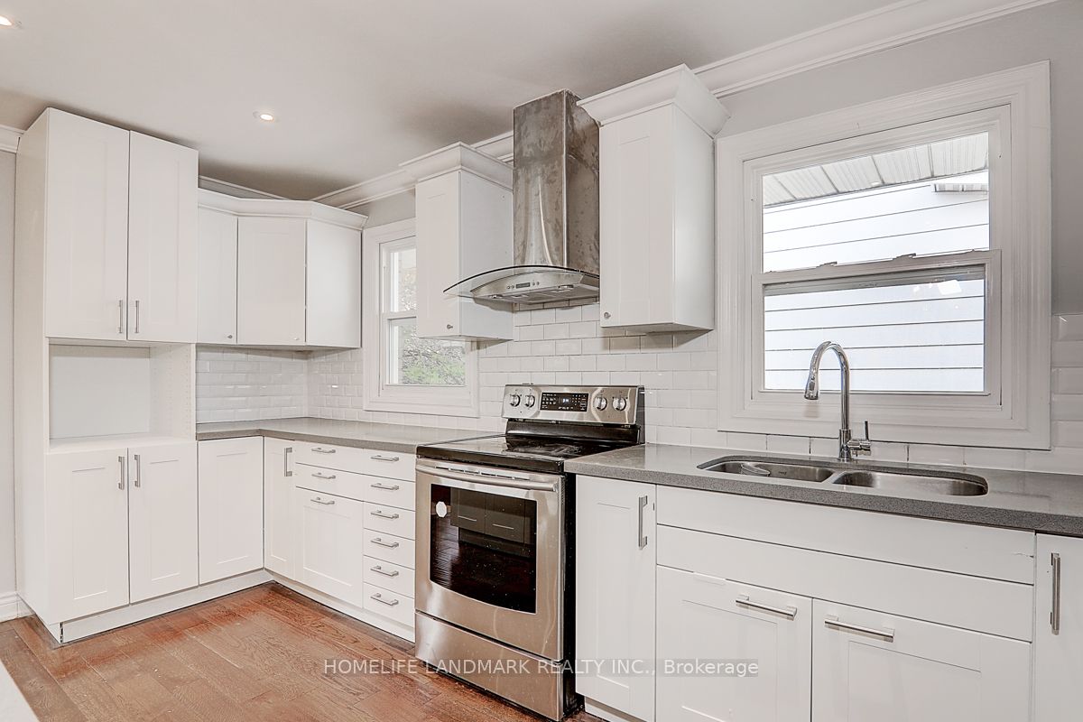 367 Cummer Avenue Property Photo 23