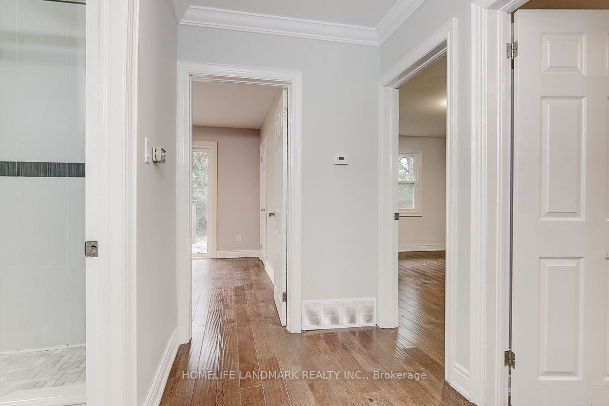367 Cummer Avenue Property Photo 28