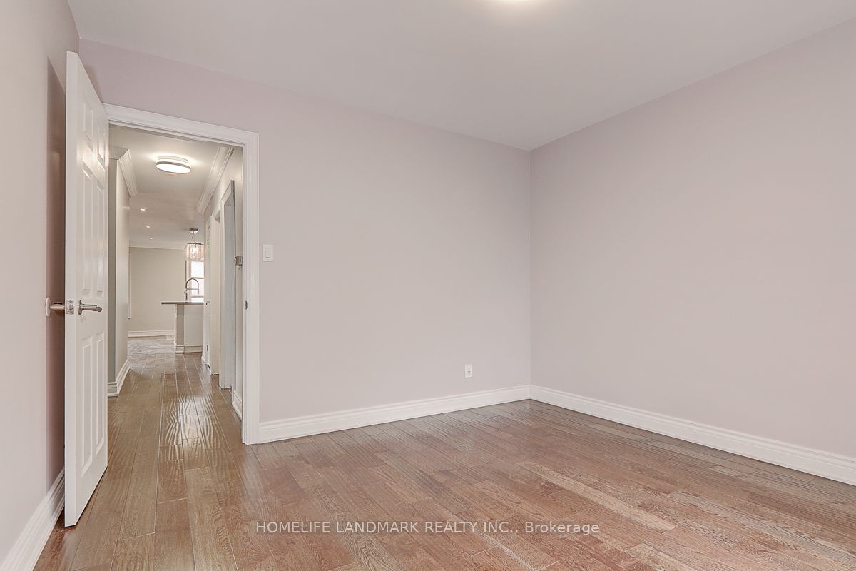 367 Cummer Avenue Property Photo 29