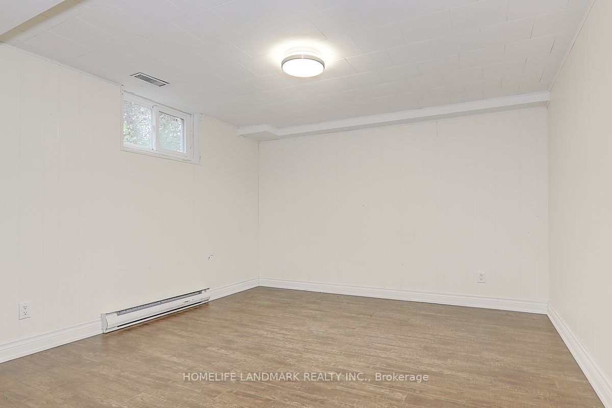367 Cummer Avenue Property Photo 34