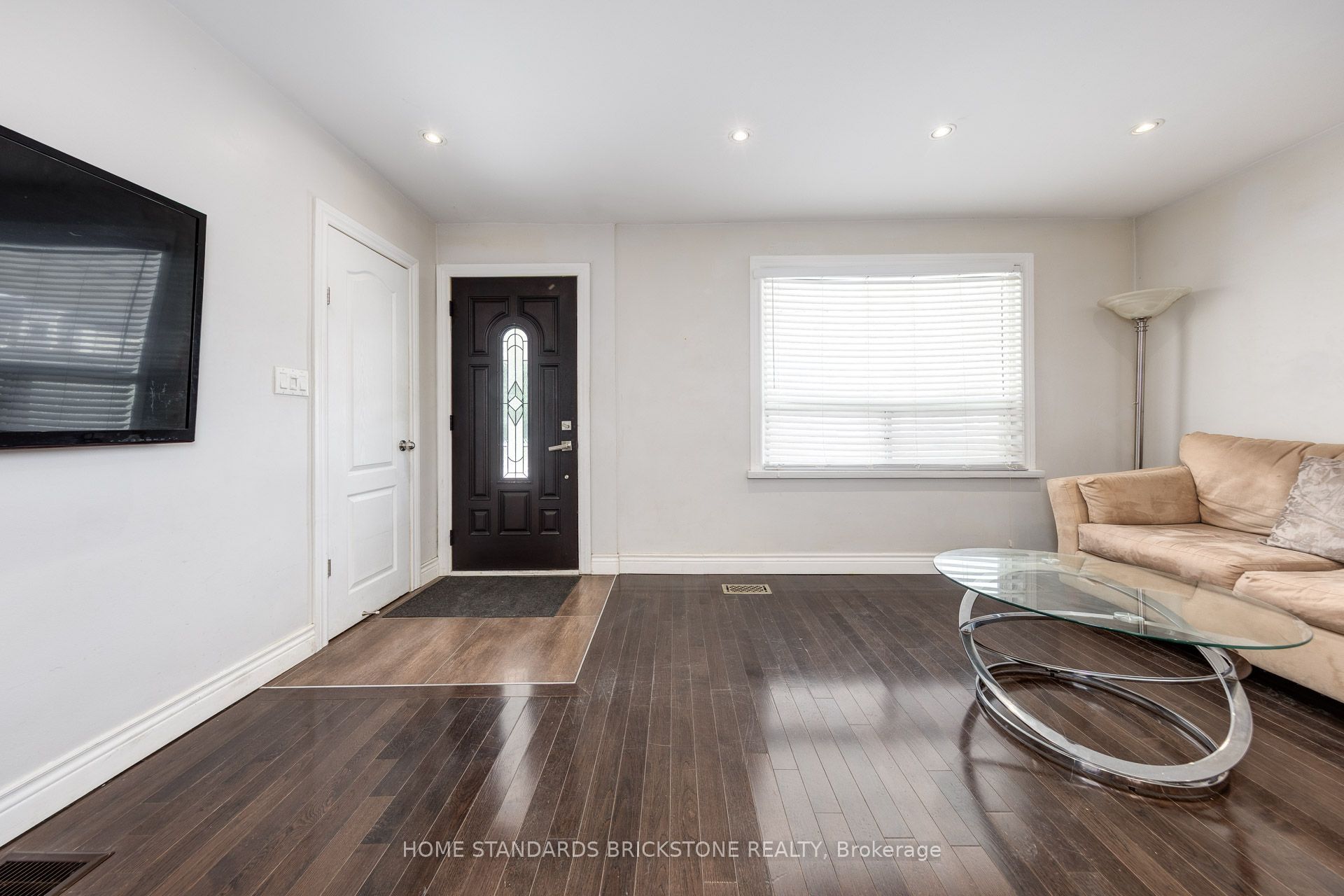 19 Granite Street Property Photo 9