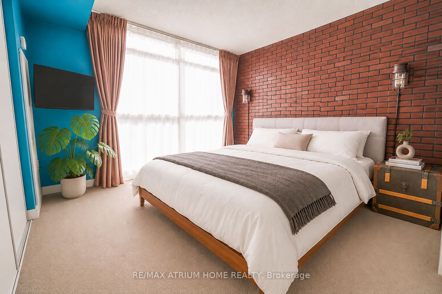 29 Singer Court 1502 Property Photo 13