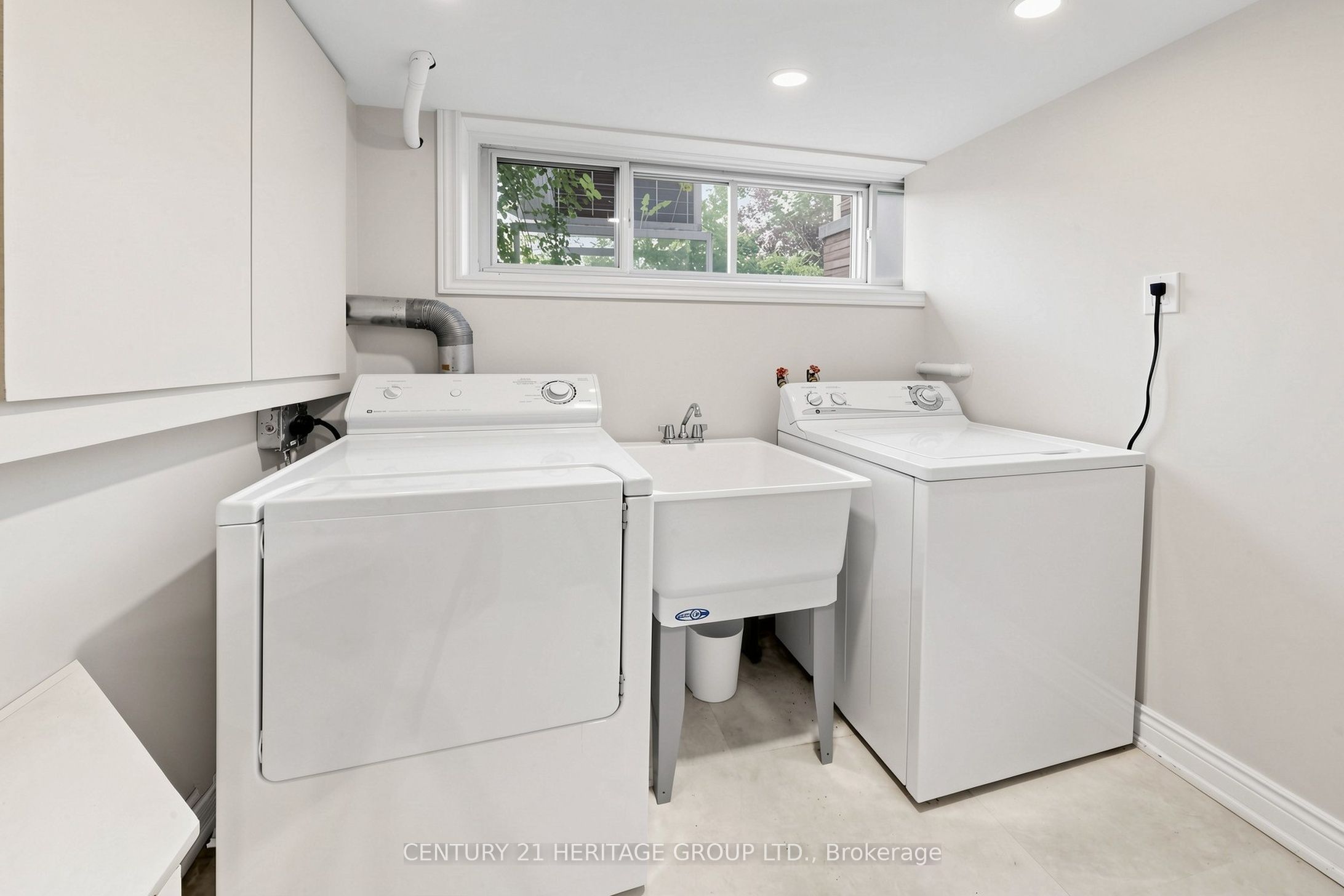 11 Elynhill Drive Property Photo 39