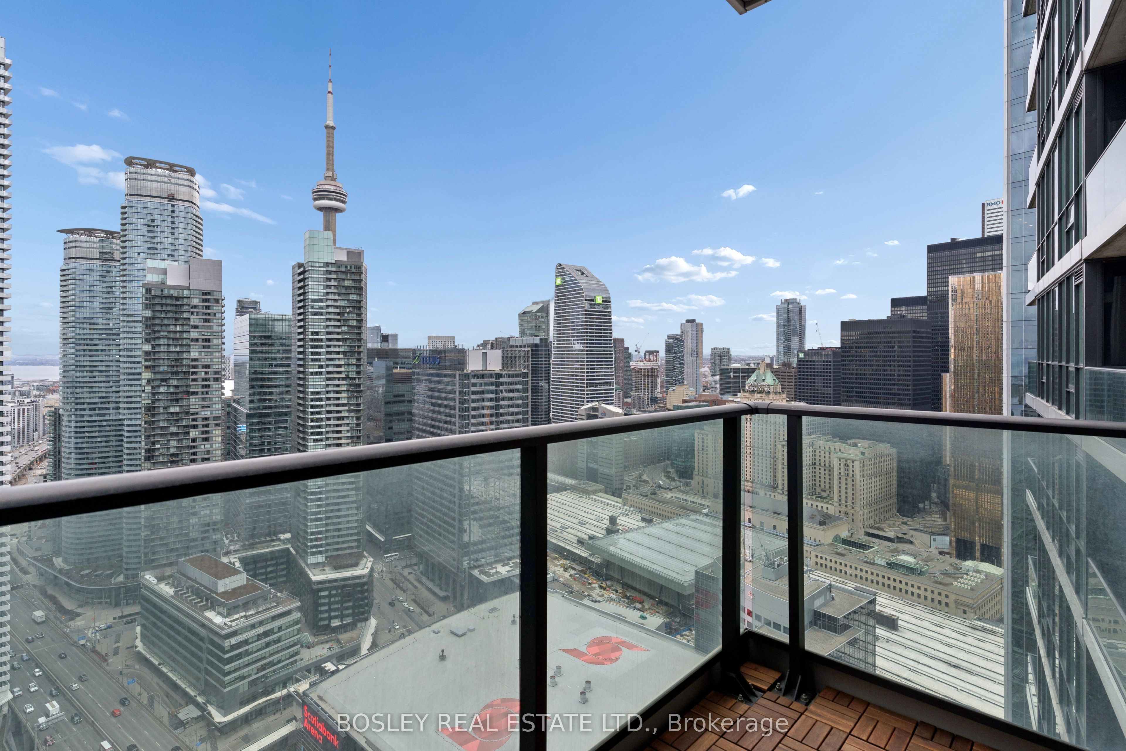 16 Harbour Street 4501 Property Photo 29