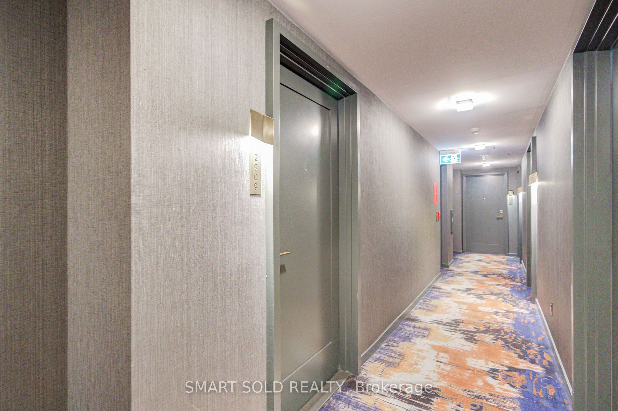 50 Charles Street E 2909 Property Photo 8