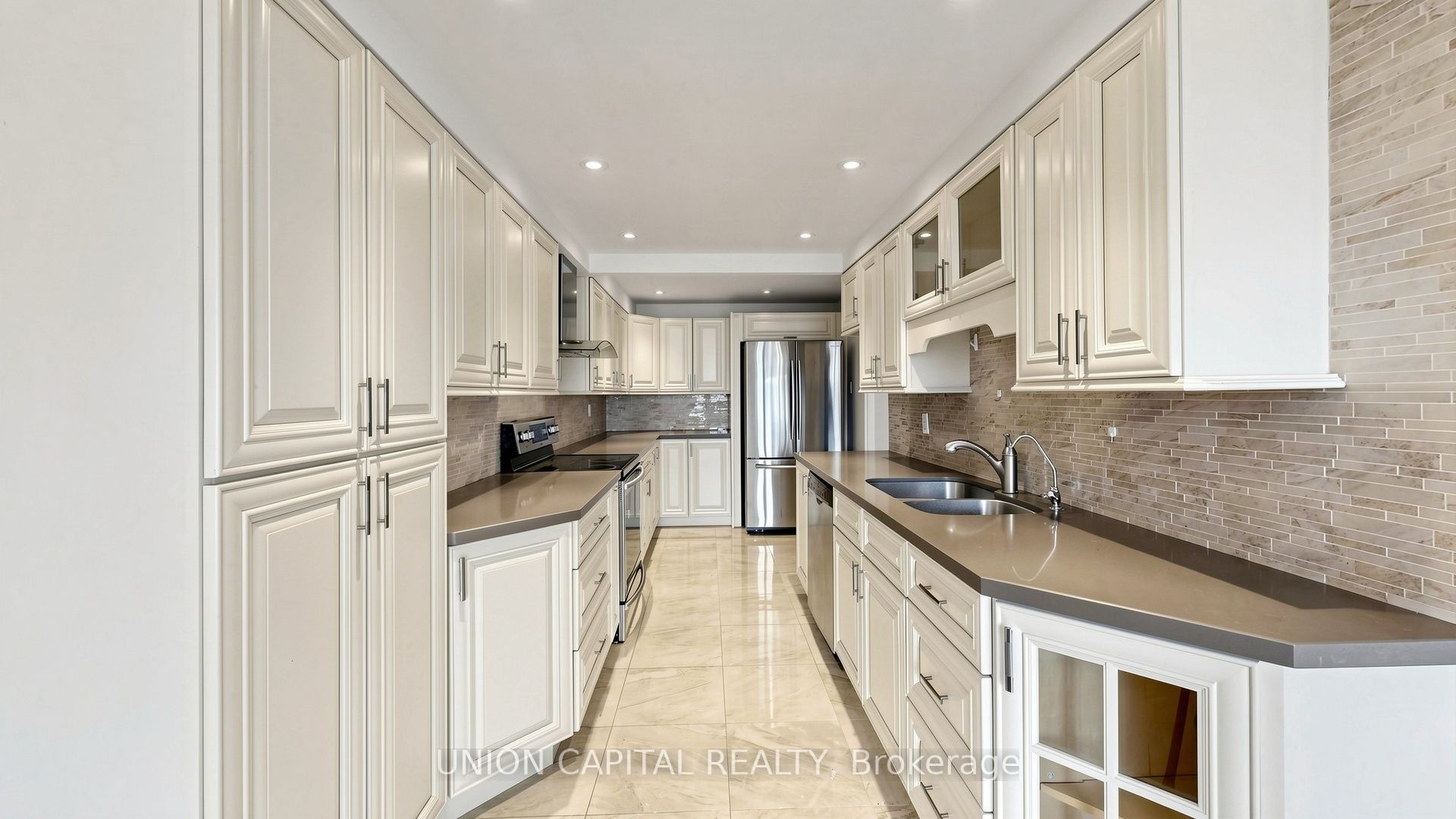 62 Wellesley Street W 1405 Property Photo 10