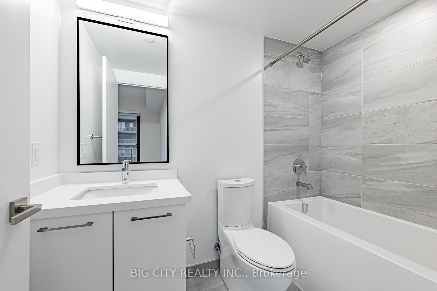 36 Brentcliffe Road 801 Property Photo 17