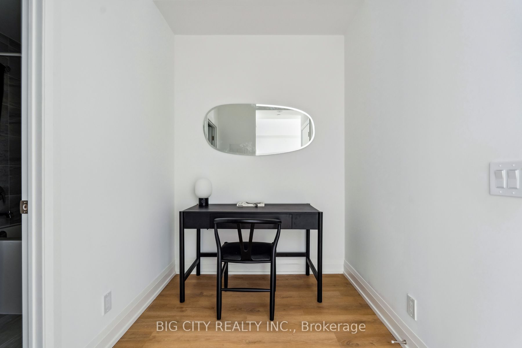36 Brentcliffe Road 1110 Property Photo 25