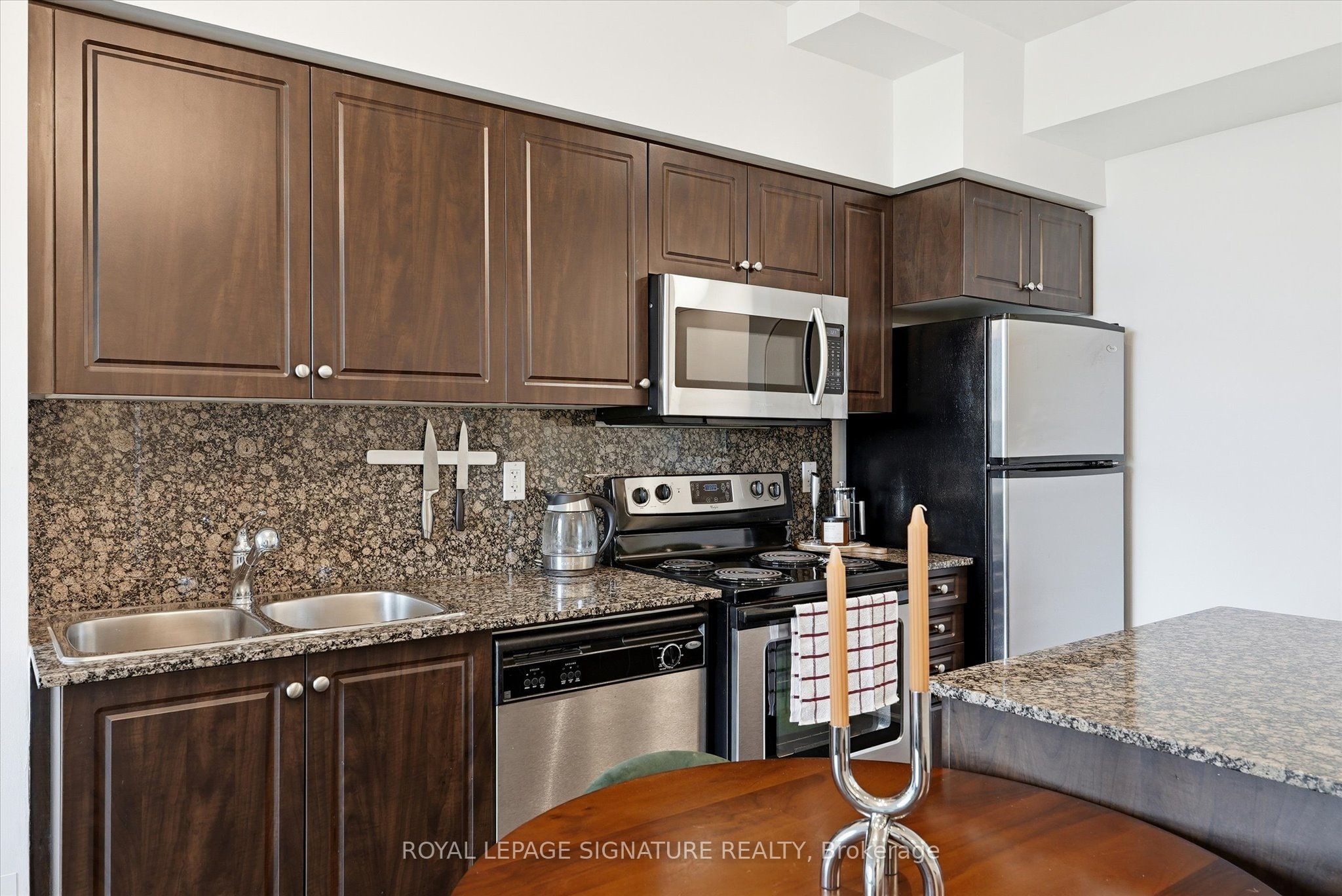 215 Fort York Boulevard 711 Property Photo 10