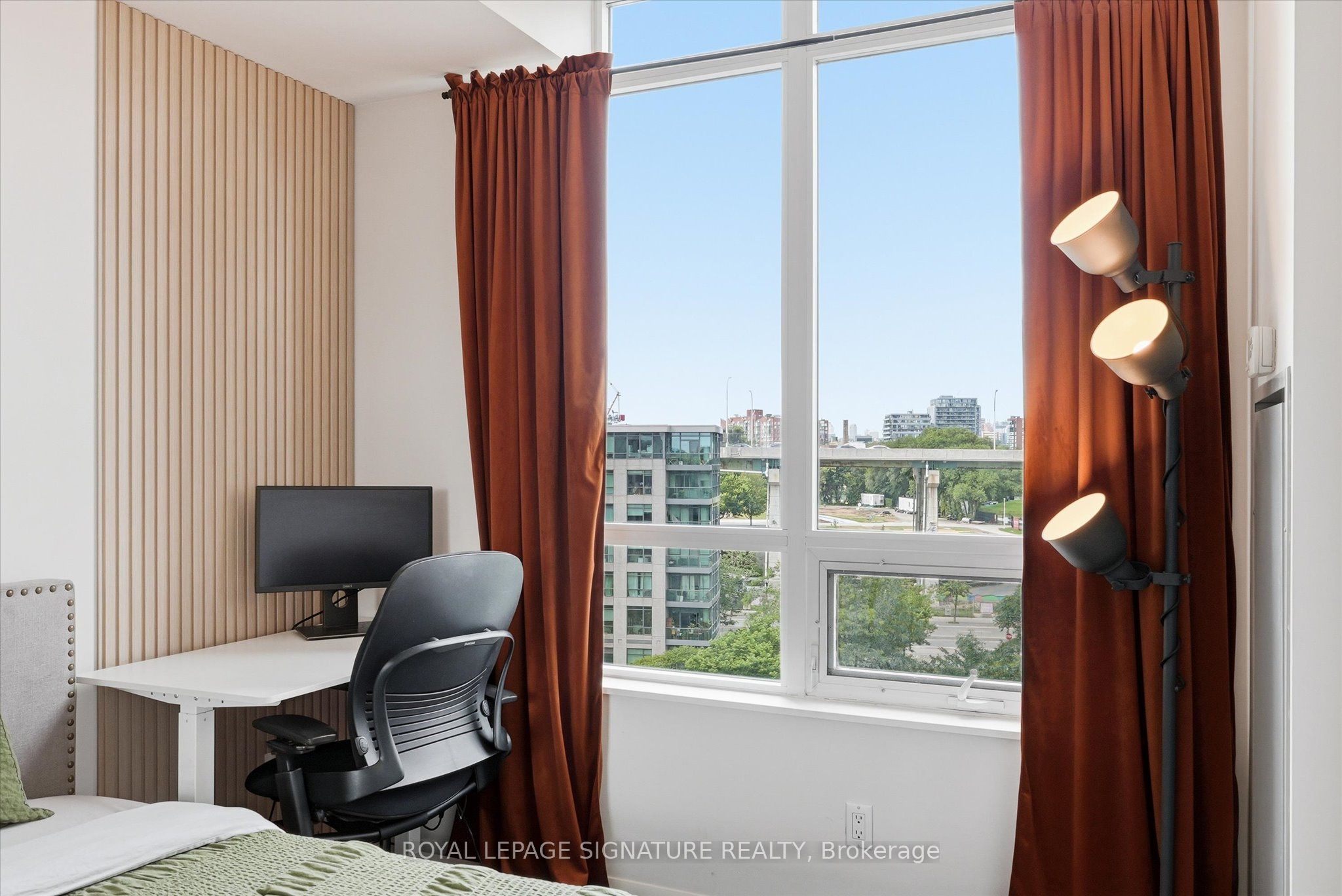215 Fort York Boulevard 711 Property Photo 19