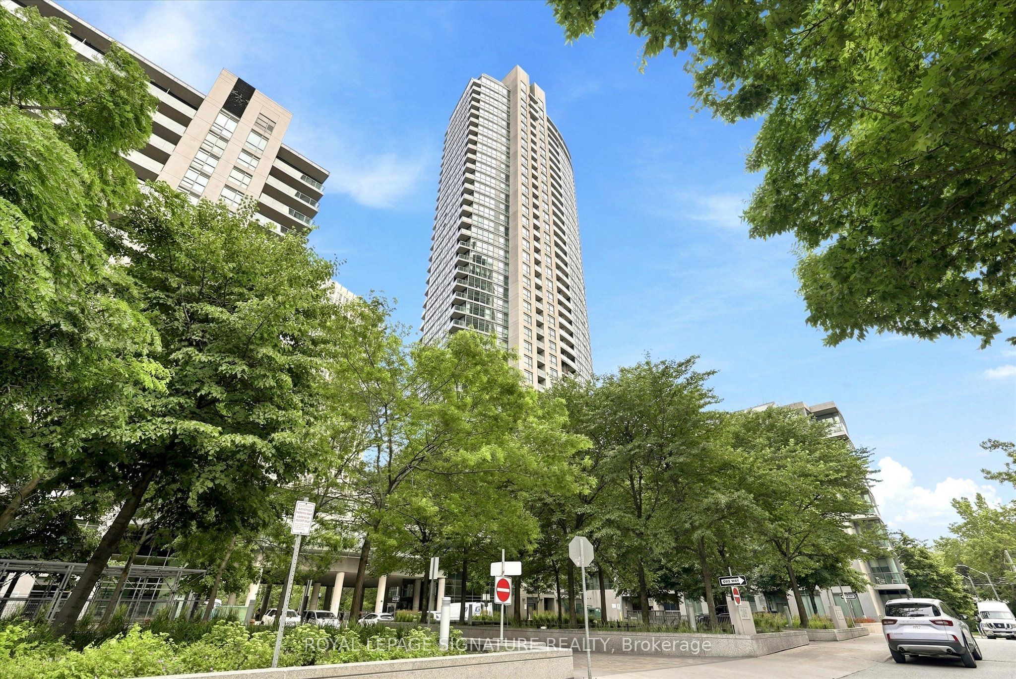 215 Fort York Boulevard 711 Property Photo 33
