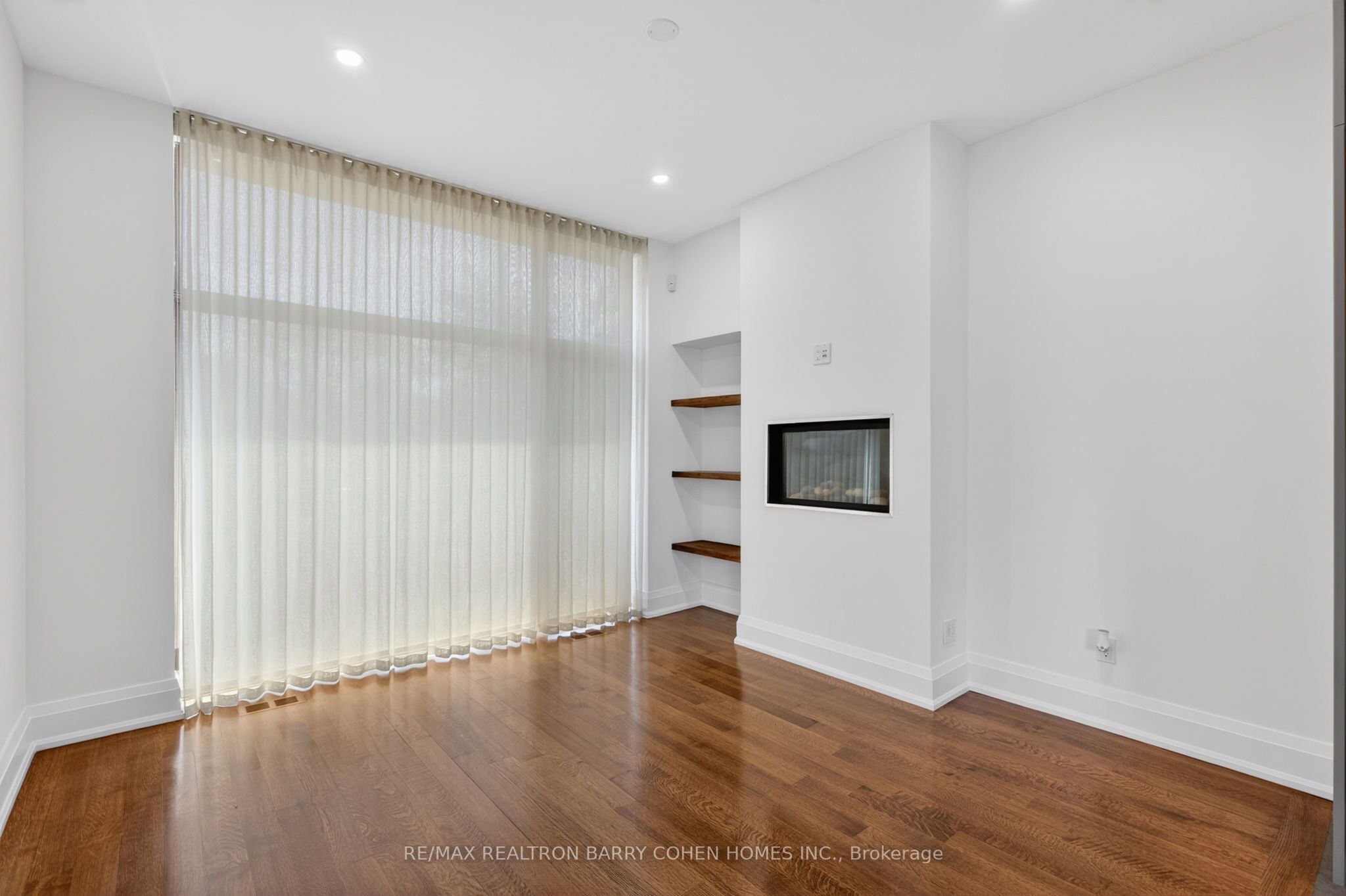 16 Chipping Road Property Photo 21