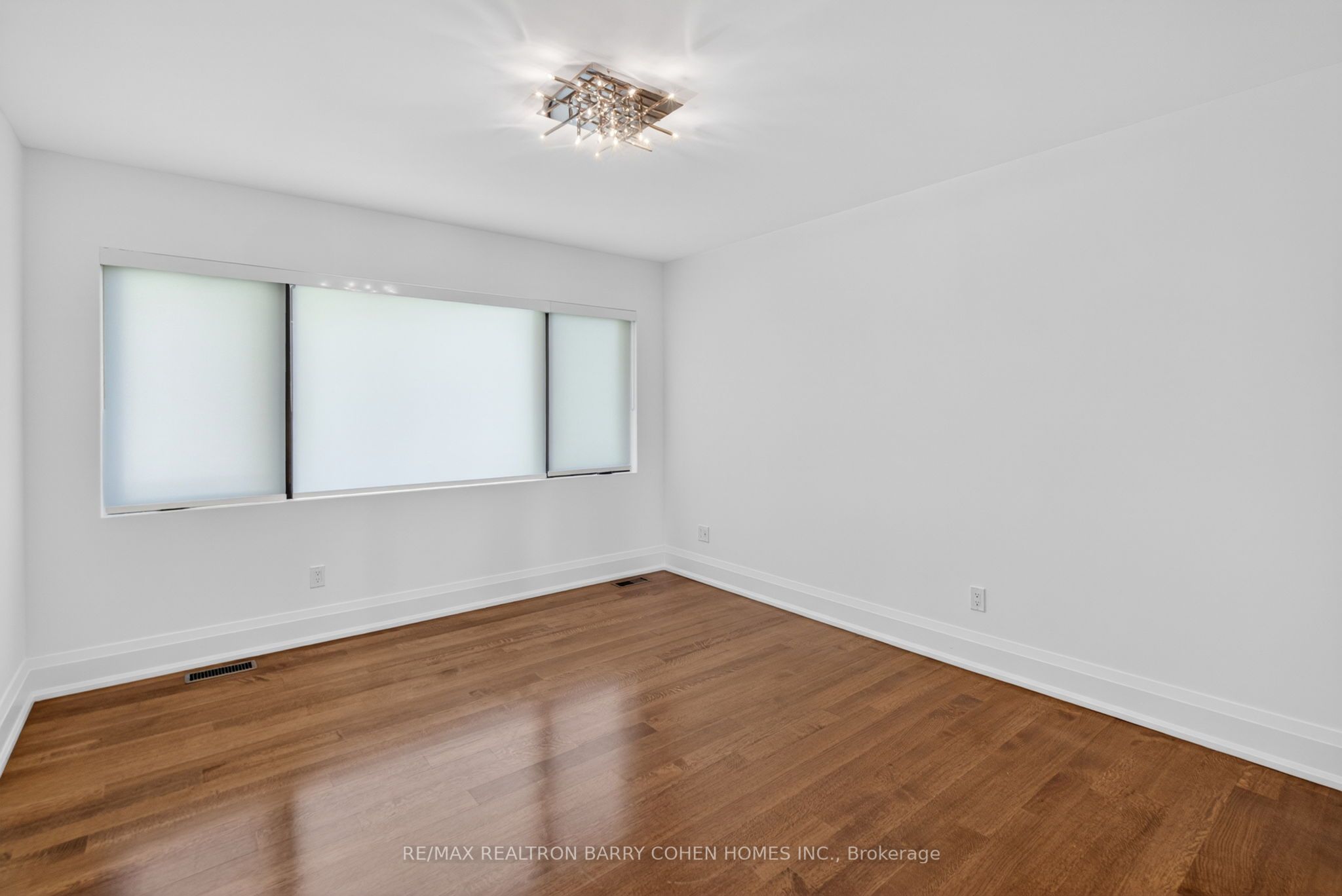16 Chipping Road Property Photo 31