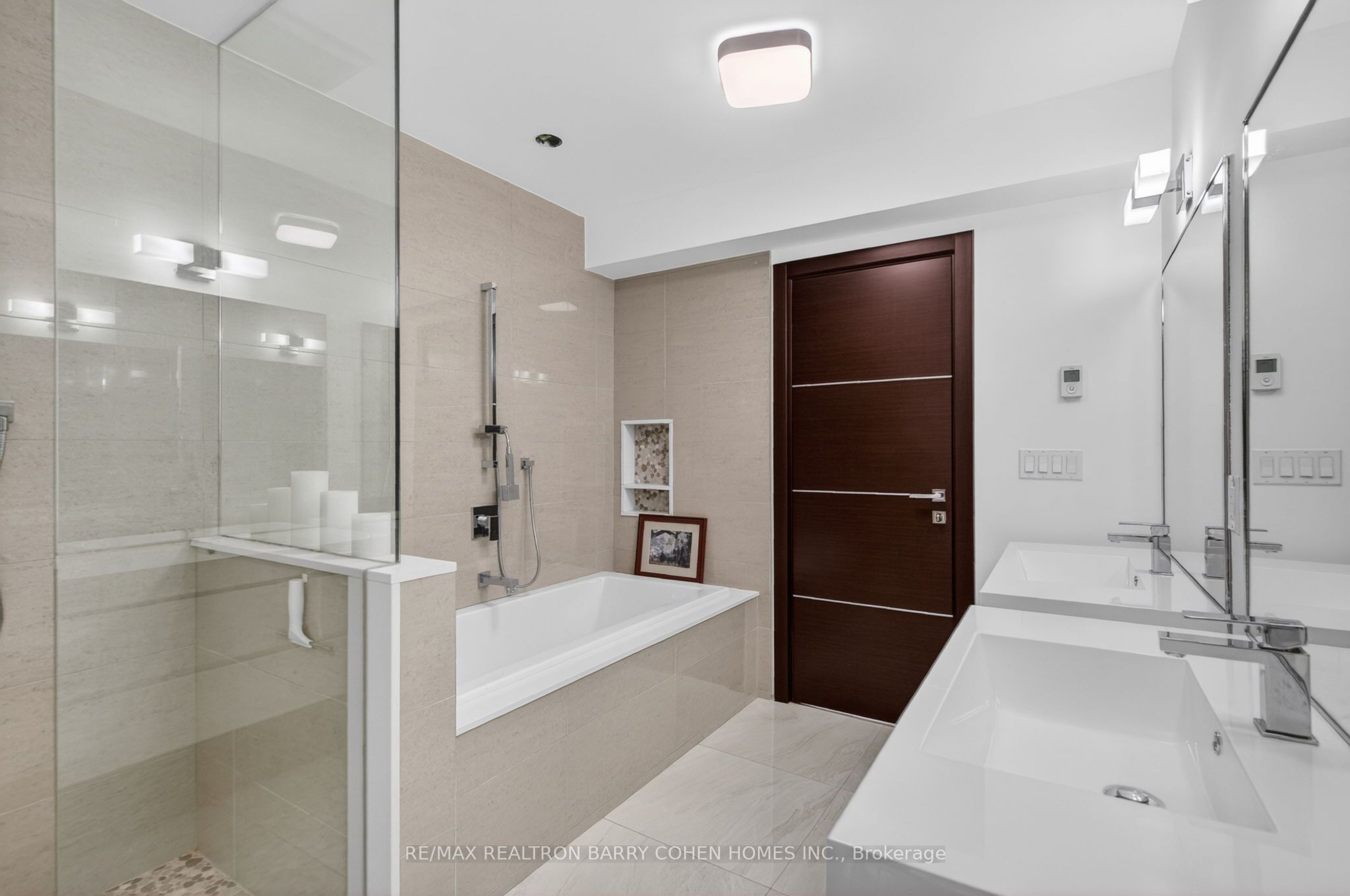 16 Chipping Road Property Photo 32