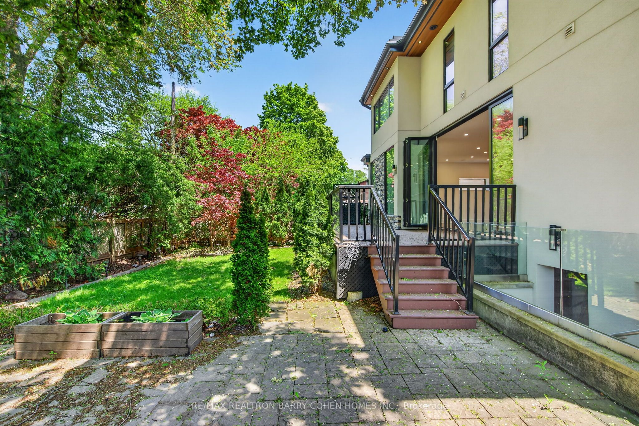16 Chipping Road Property Photo 40