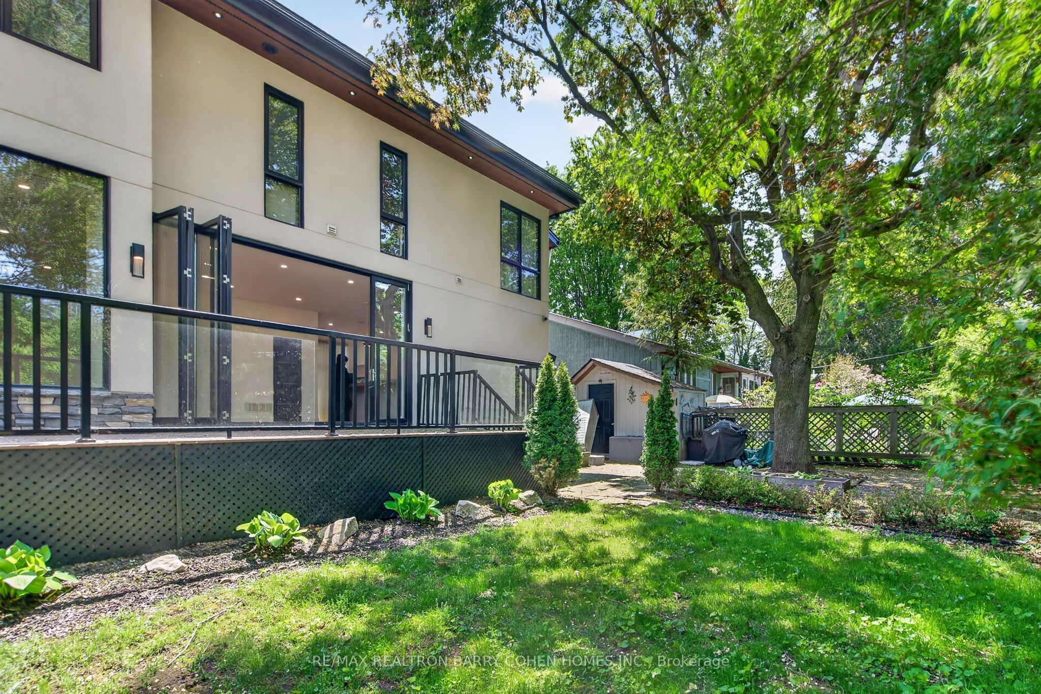 16 Chipping Road Property Photo 42