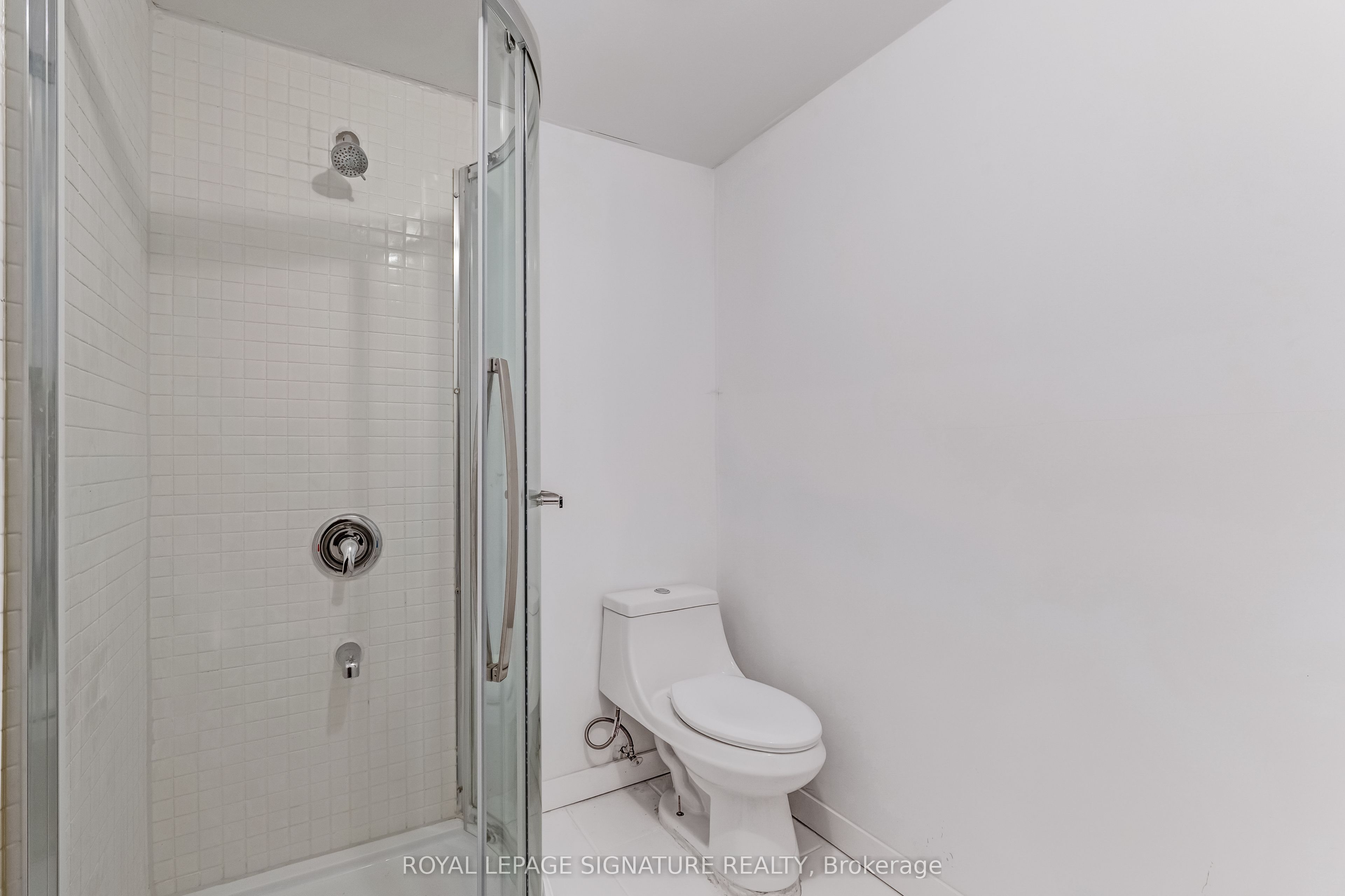 3161 Bayview Avenue Property Photo 25