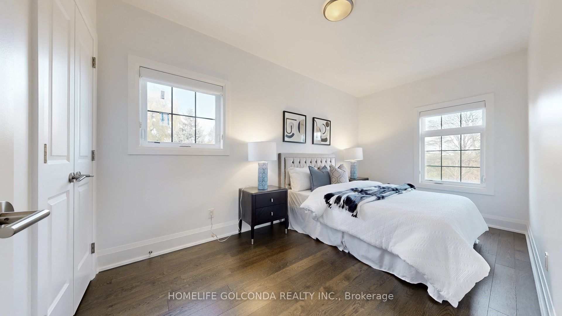 2466b Bayview Avenue Property Photo 33