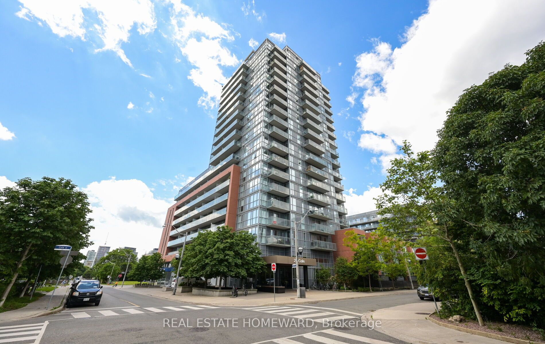 25 Cole Street 926