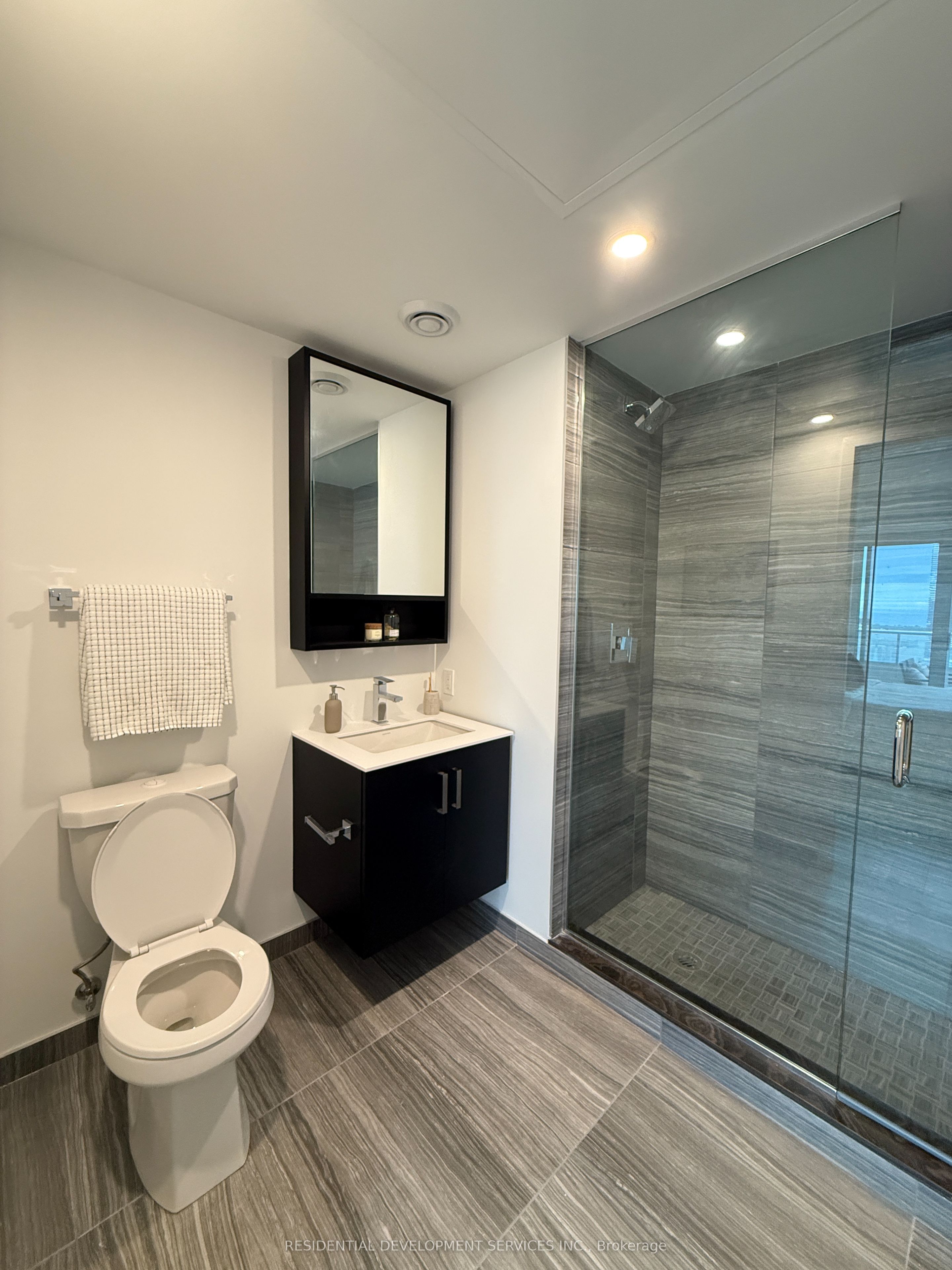 88 Queen Street 3703 Property Photo 6