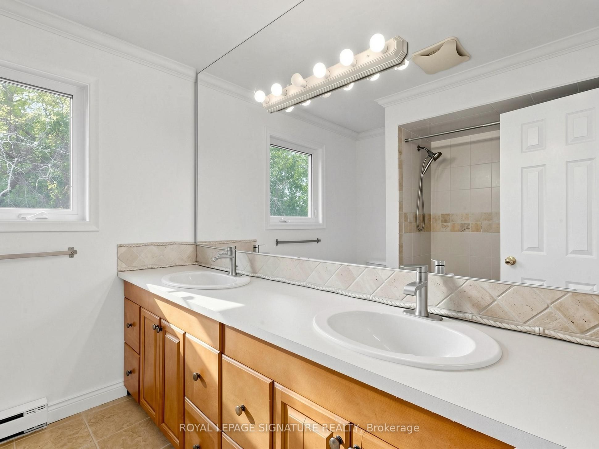 164 Banbury Road Property Photo 33