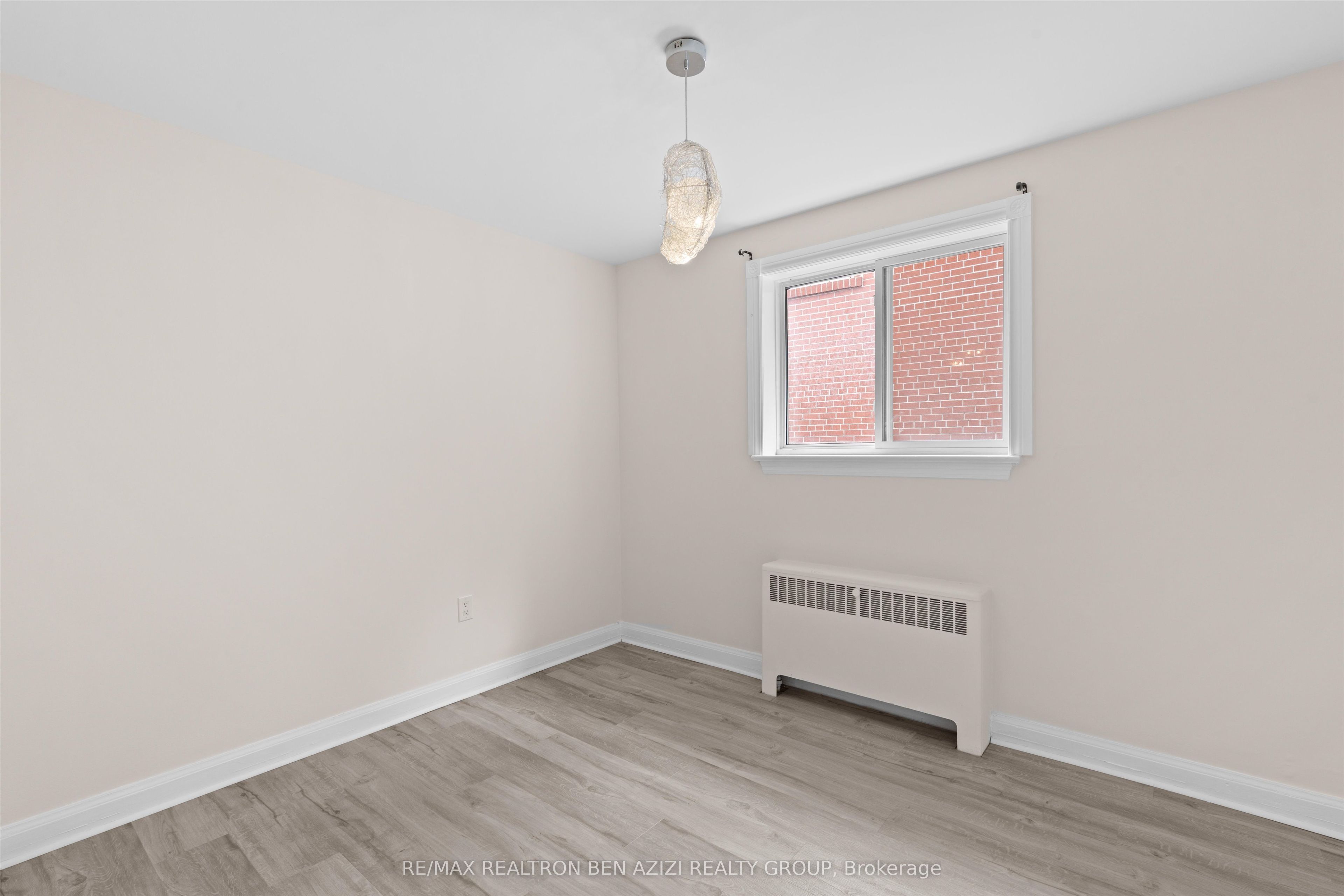 304 Roselawn Avenue Property Photo 16