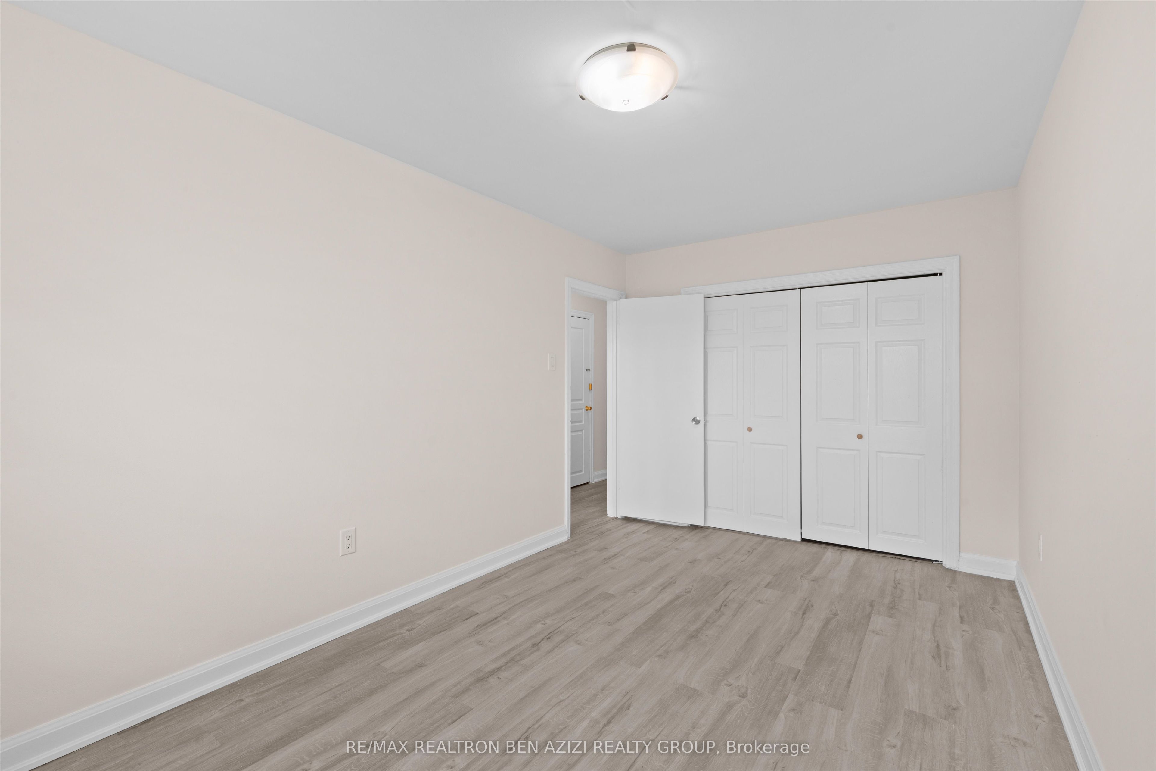 304 Roselawn Avenue Property Photo 20