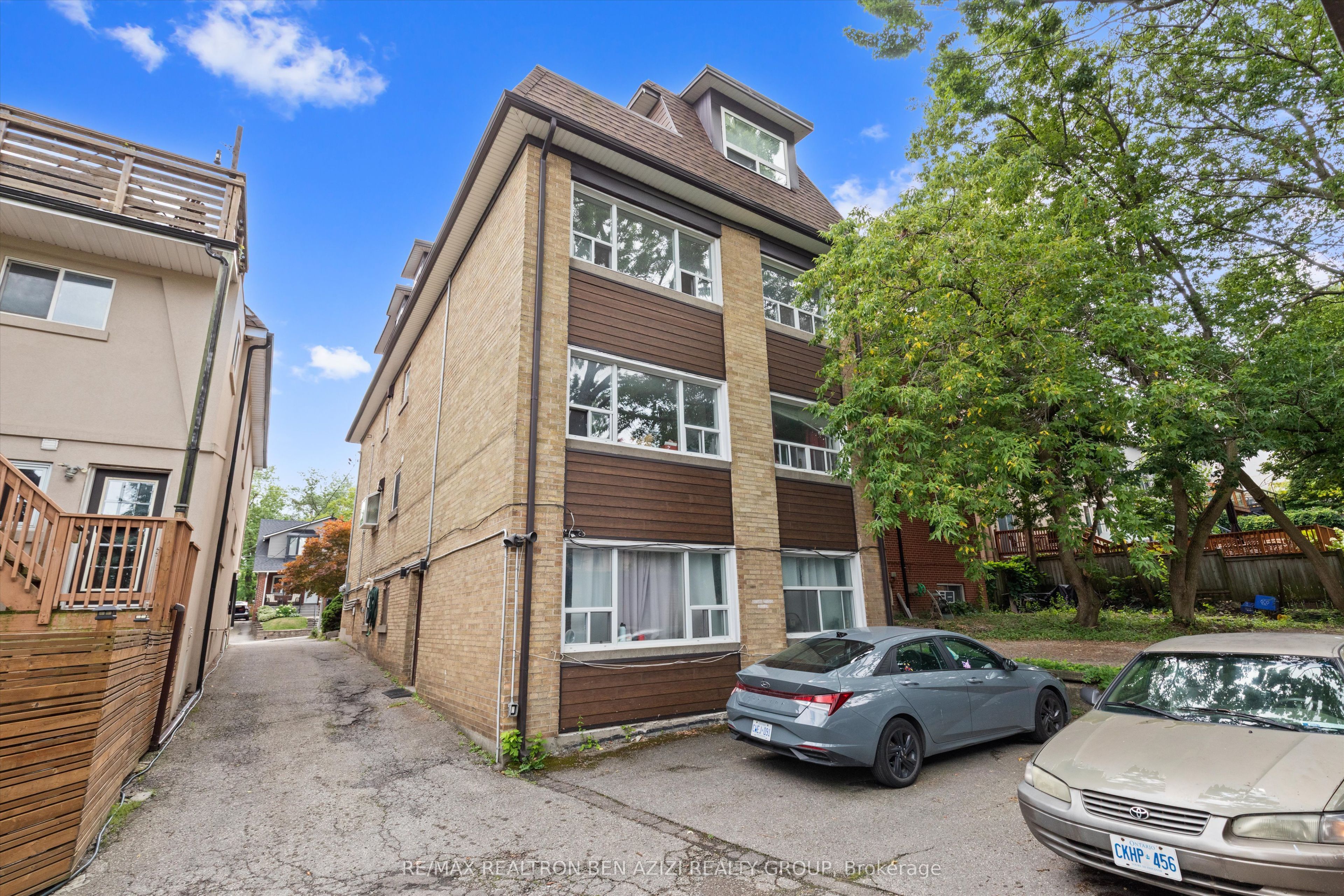 304 Roselawn Avenue Property Photo 27