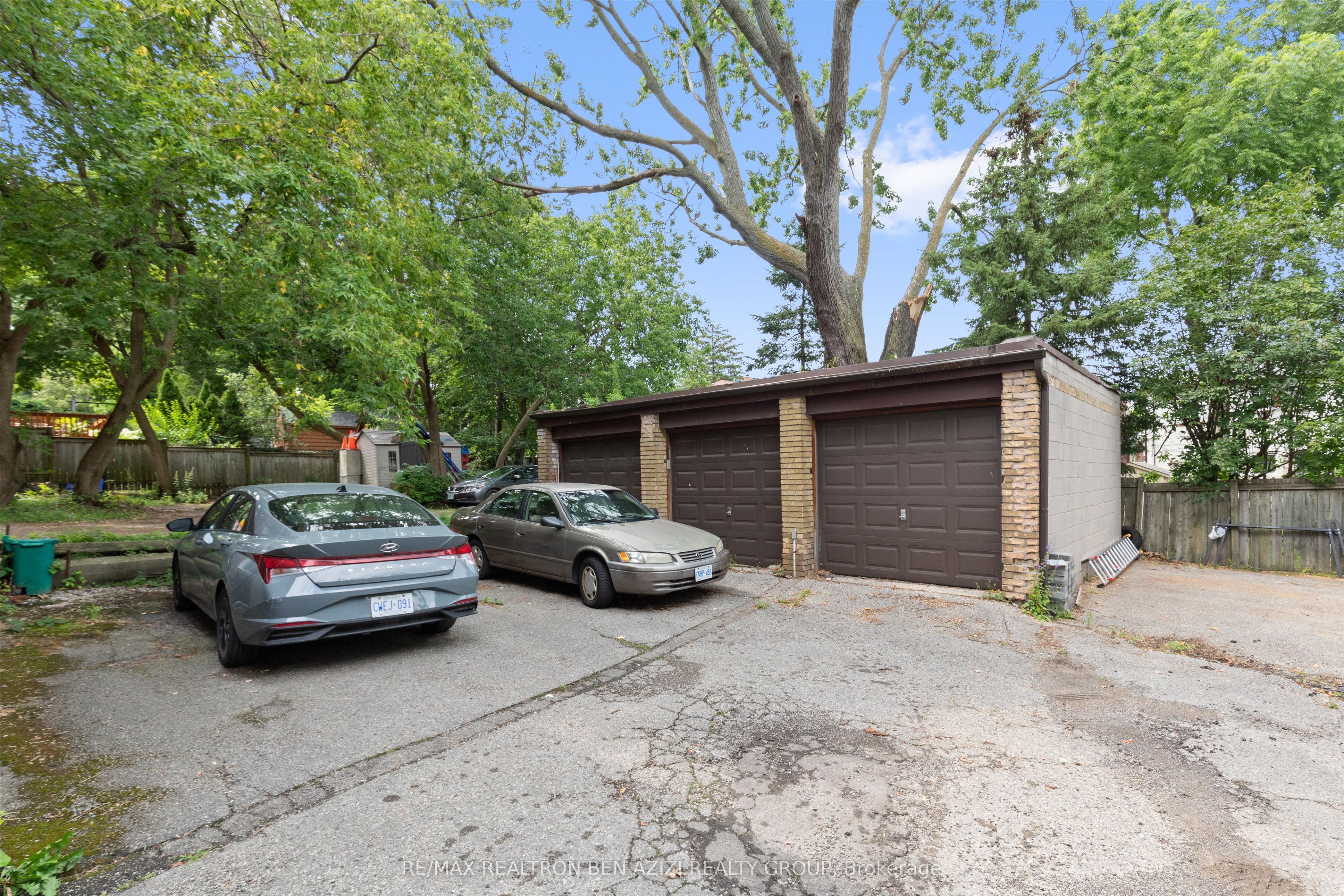 304 Roselawn Avenue Property Photo 28