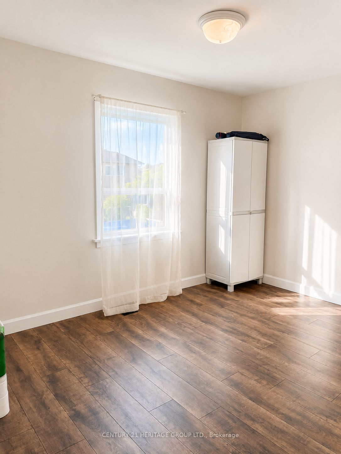 124 Regina Avenue Property Photo 6