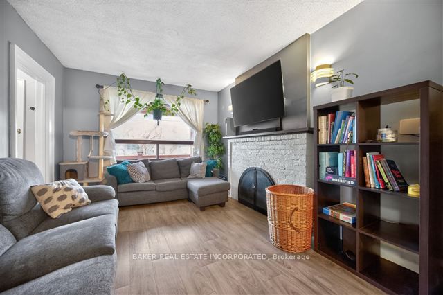 1867 Dufferin Street Property Photo 9