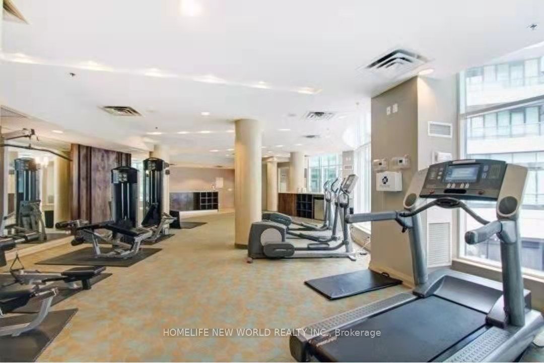 12 Yonge Street 1709 Property Photo 21