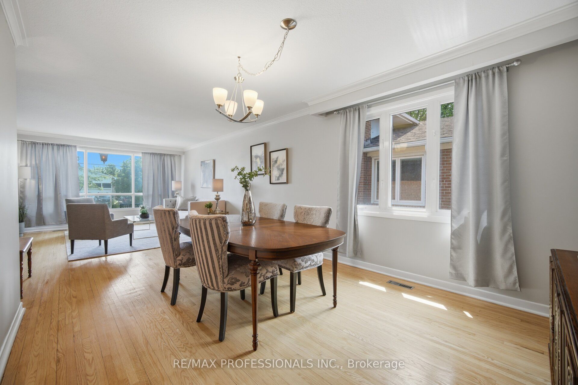 90 Peckham Avenue Property Photo 9