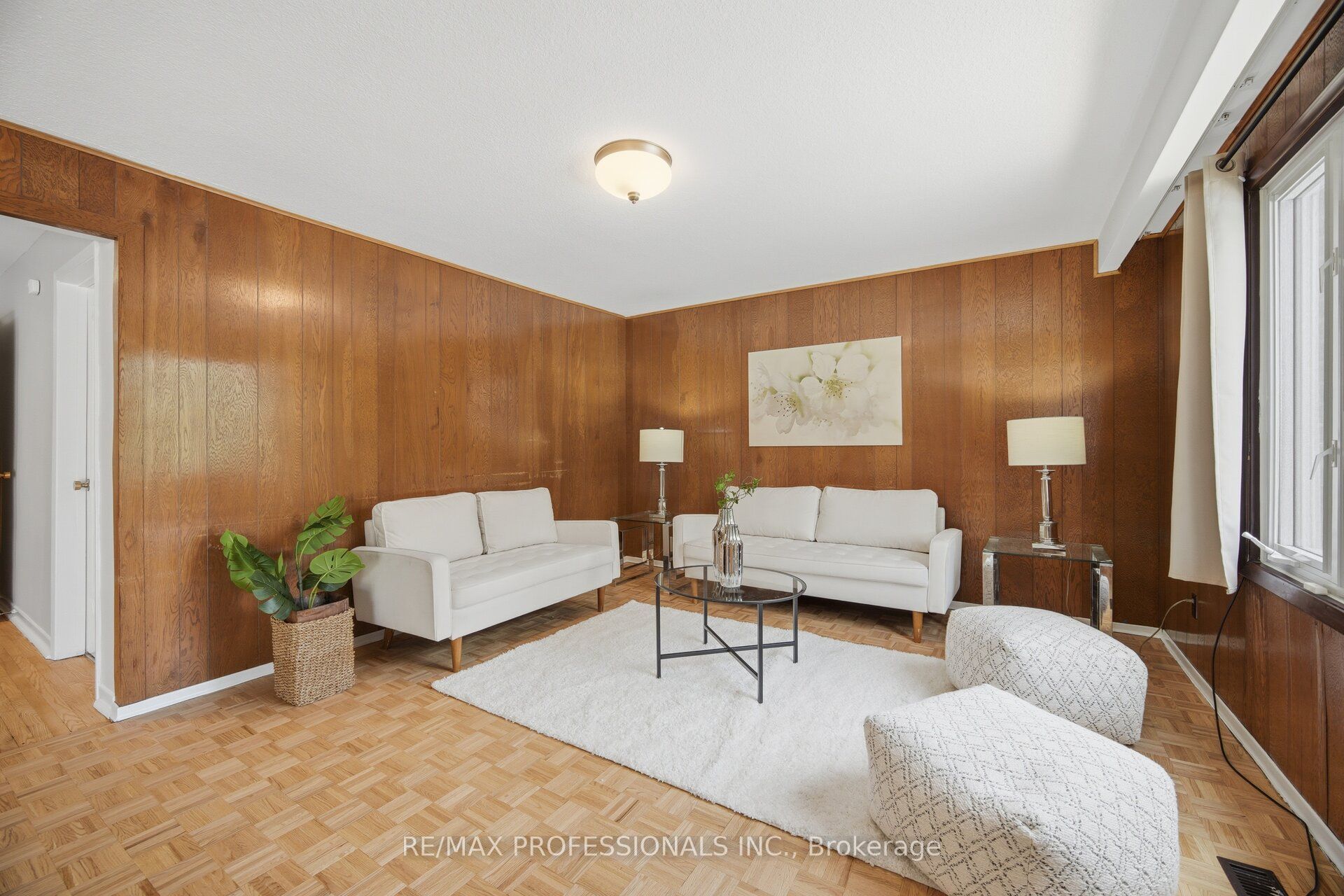 90 Peckham Avenue Property Photo 17