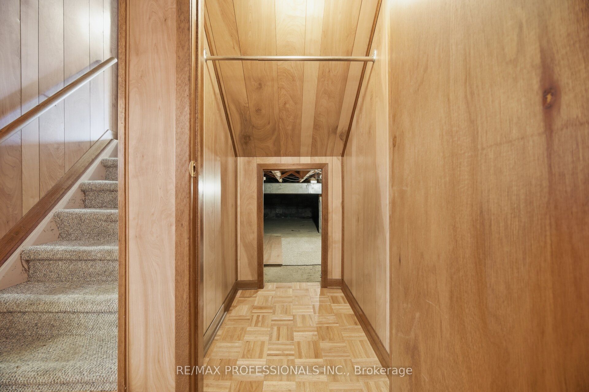 90 Peckham Avenue Property Photo 43
