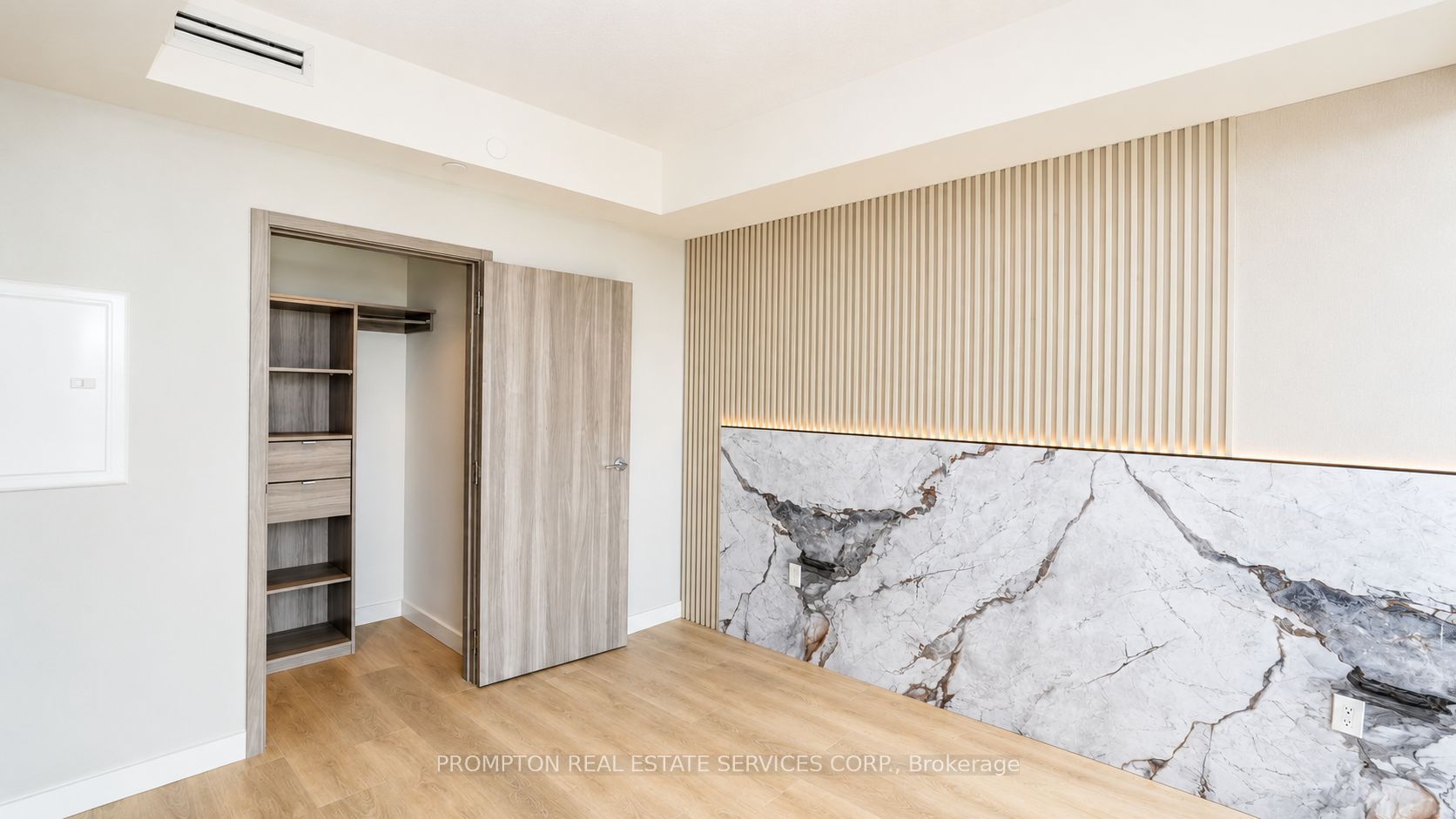 85 Mcmahon Drive 2115 Property Photo 14