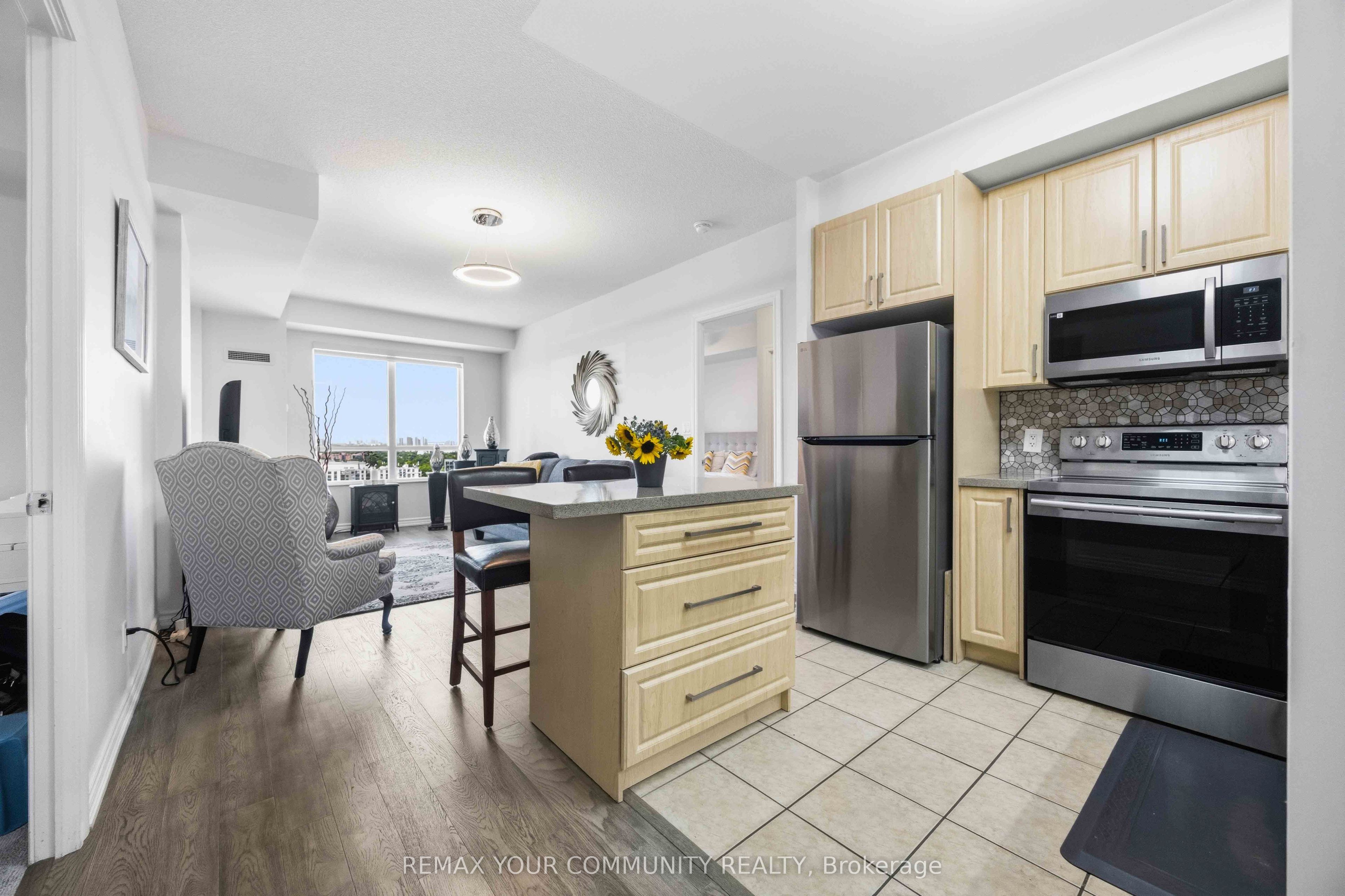 133 Wynford Drive 1807 Property Photo 10