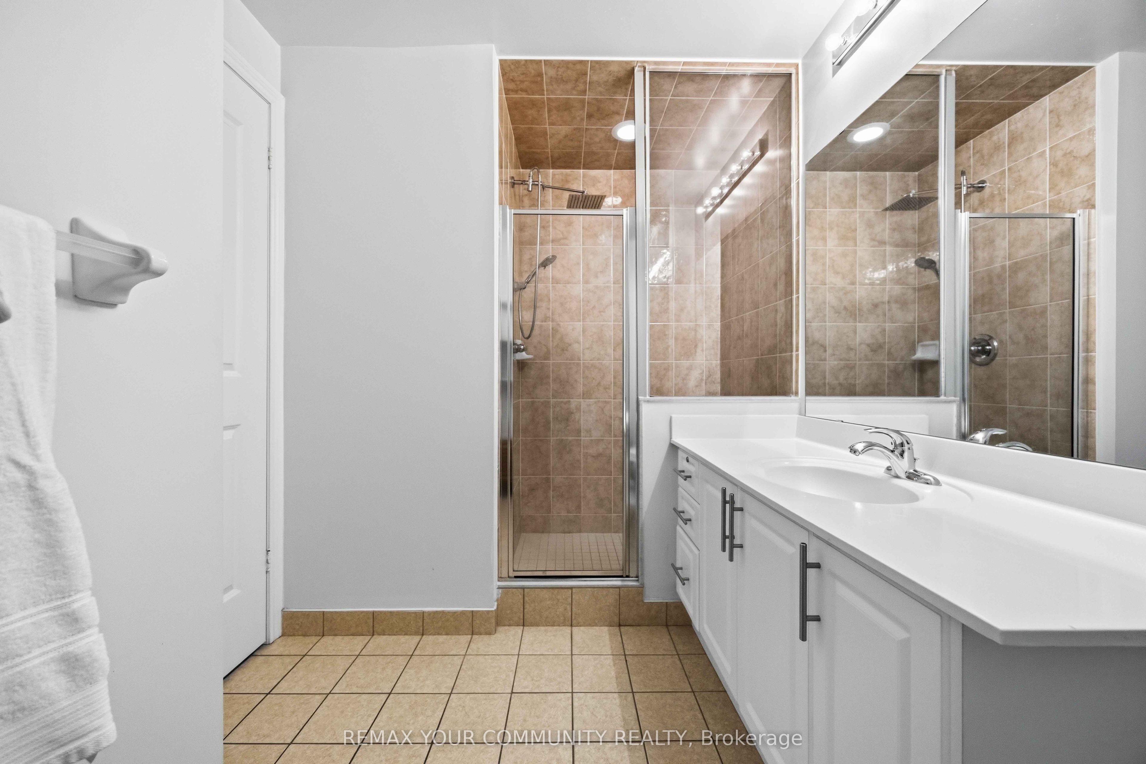 133 Wynford Drive 1807 Property Photo 19