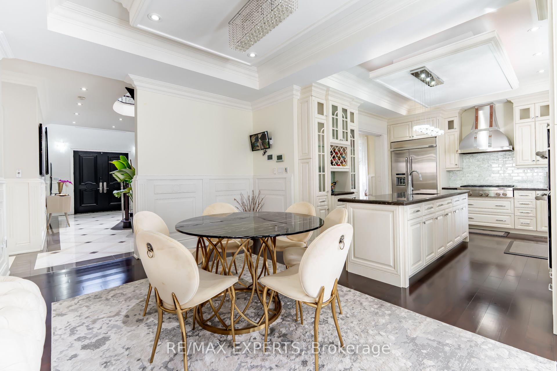 9 Calderon Crescent Property Photo 12