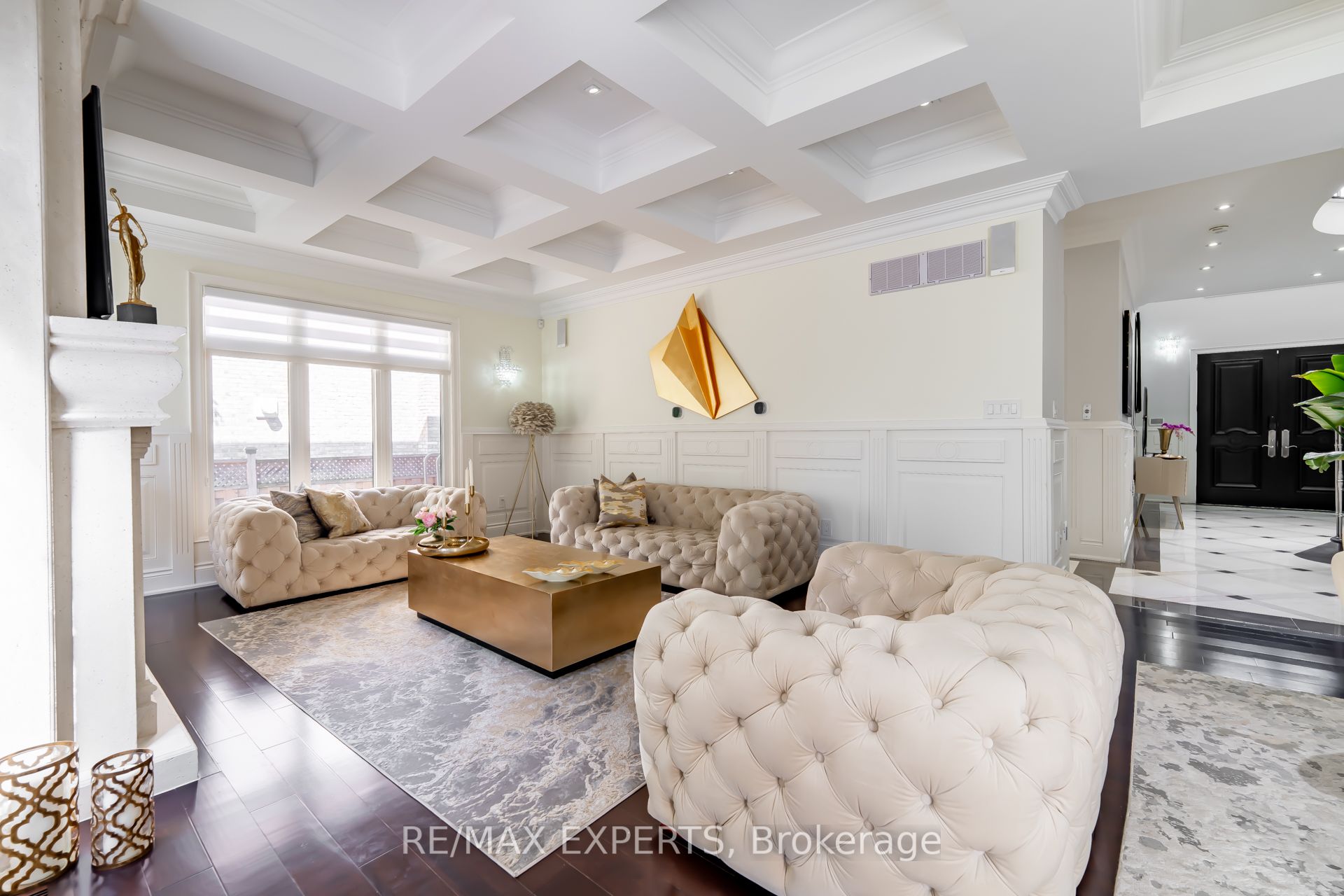 9 Calderon Crescent Property Photo 14