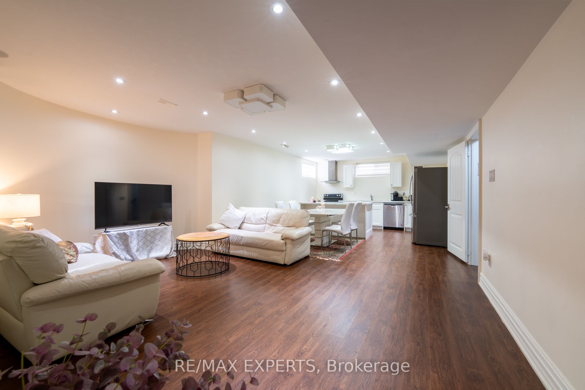 9 Calderon Crescent Property Photo 27